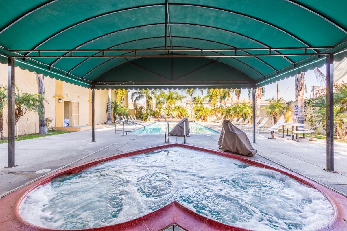 Jacuzzi
