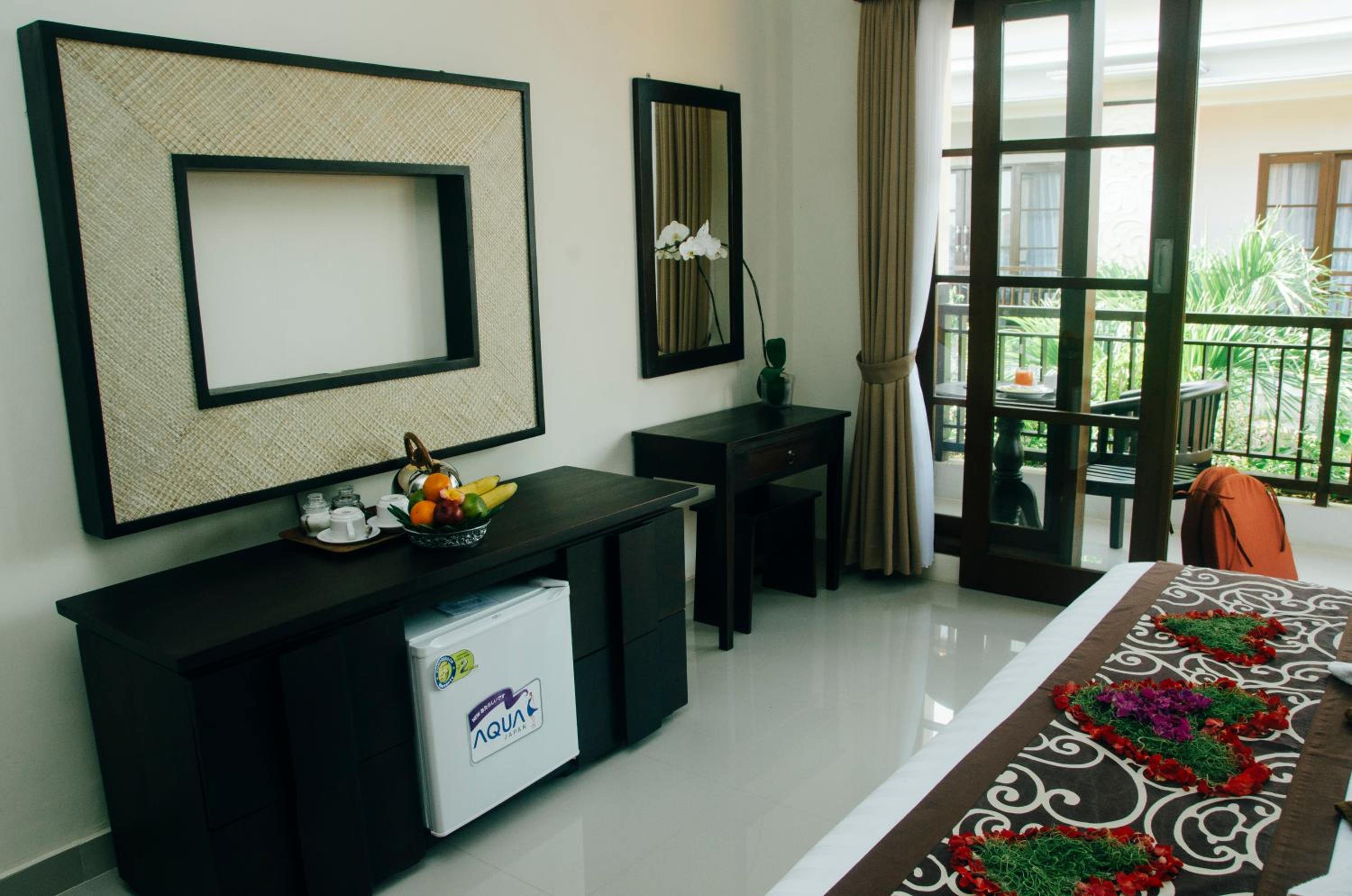 Gatra Ubud Inn