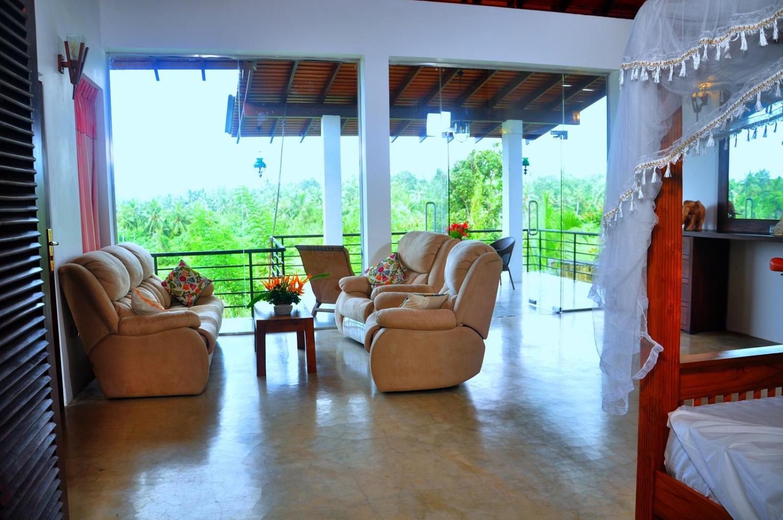 Jungle Heart Cabanas