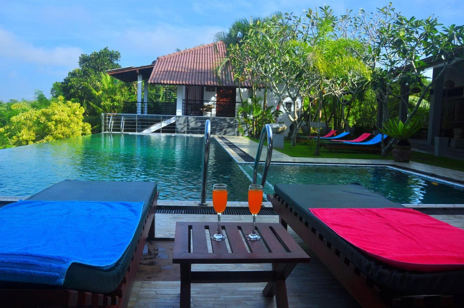 Jungle Heart Cabanas