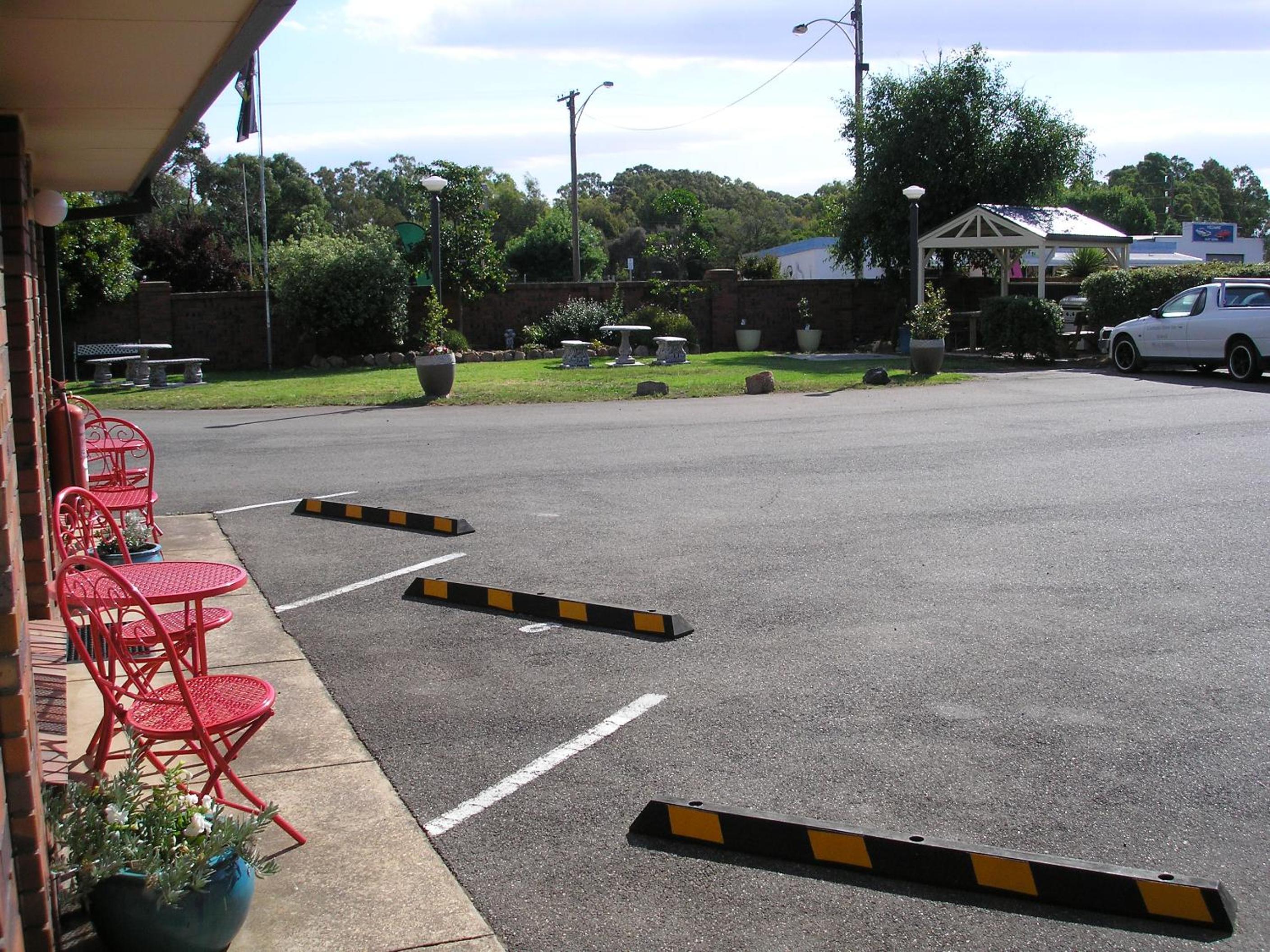 Coorrabin Motor Inn