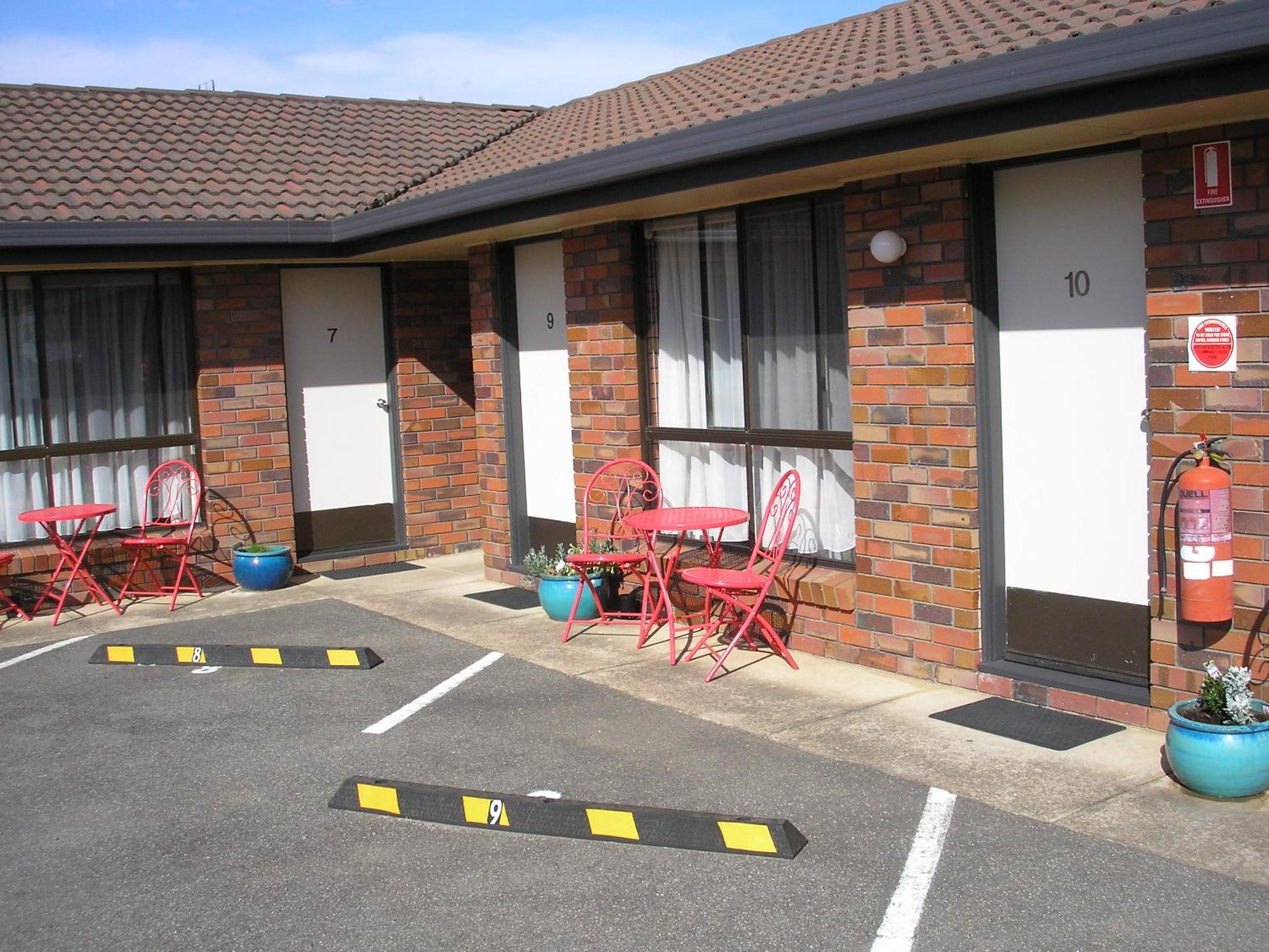 Coorrabin Motor Inn