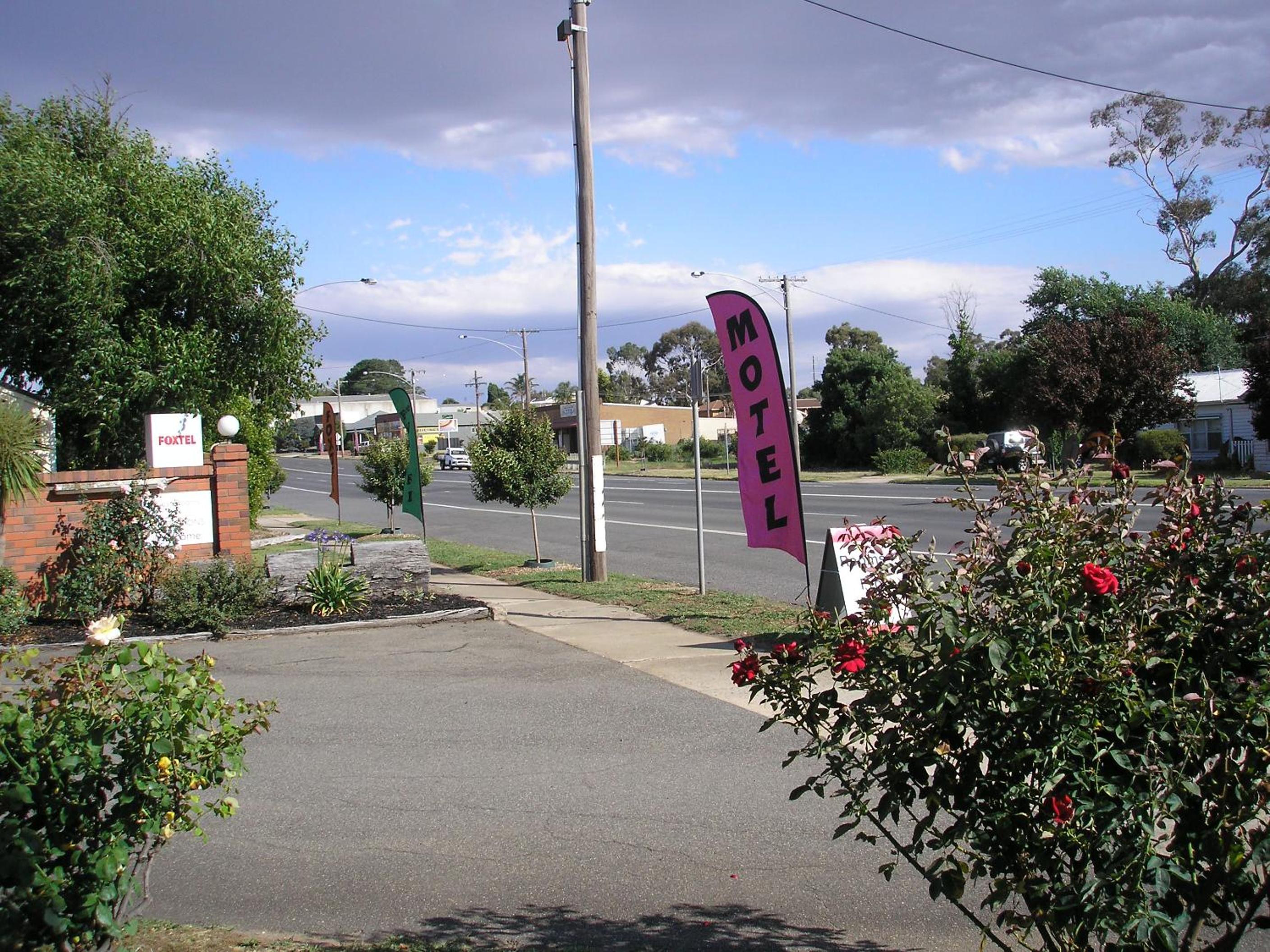 Coorrabin Motor Inn