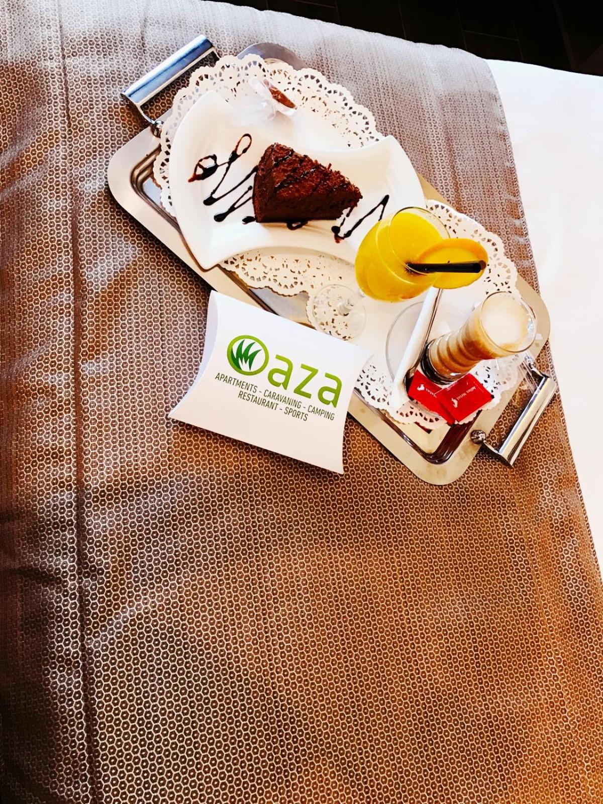 Villas and apartments Oaza