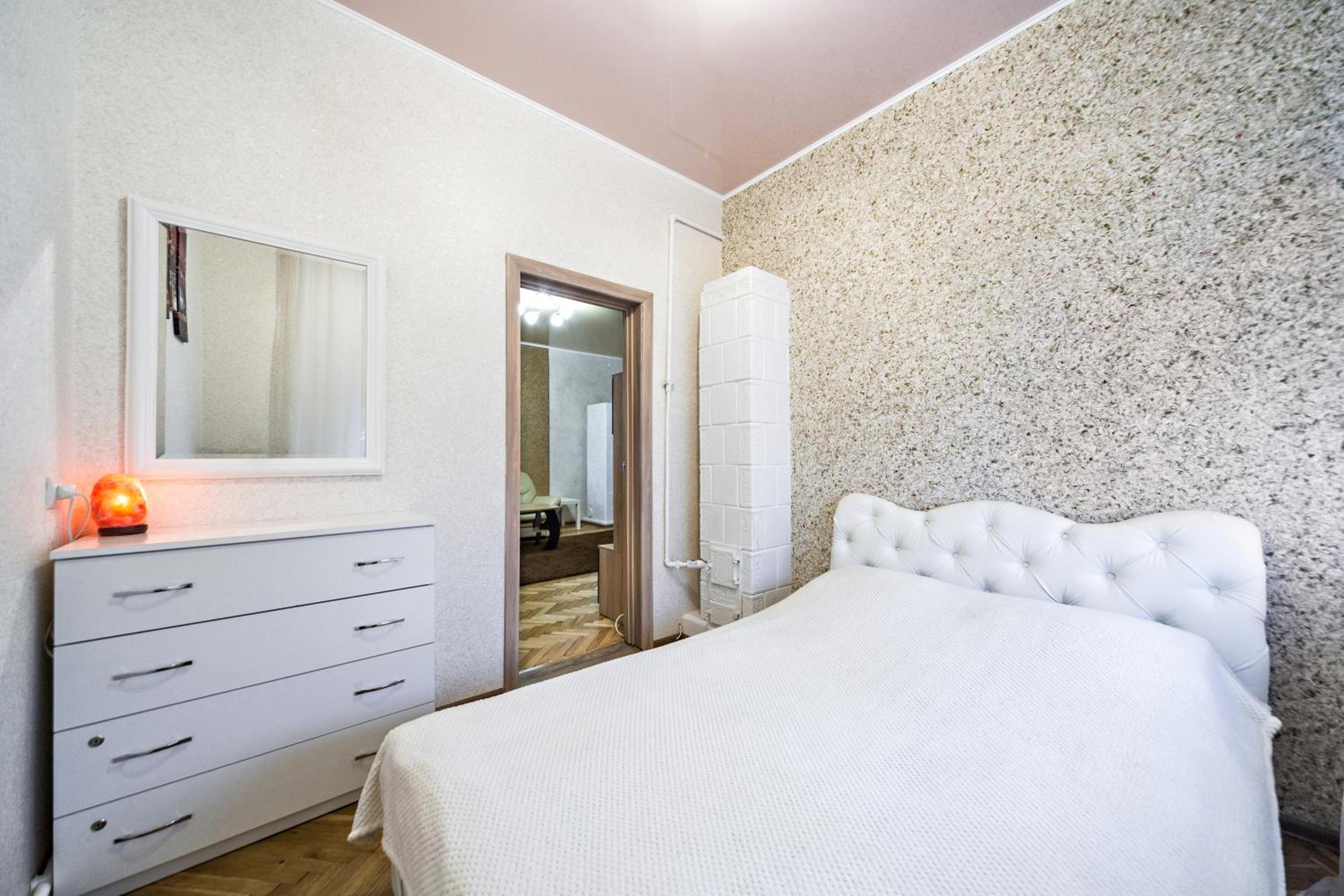 Apartment in a city center! Krakivska,34 view 4