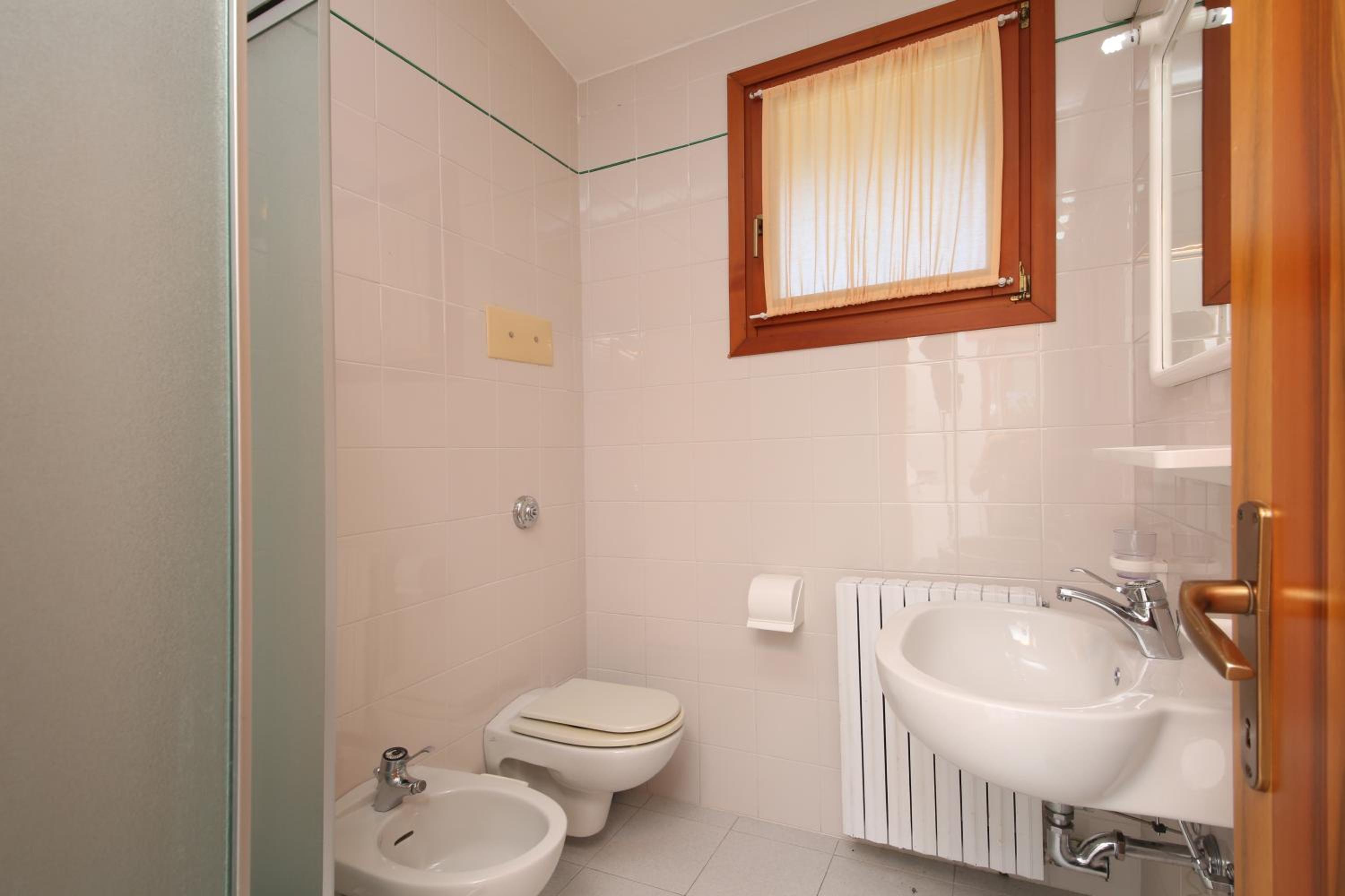Sirmione Vacations - Residence Villaggio Tiglio - Property Image 4