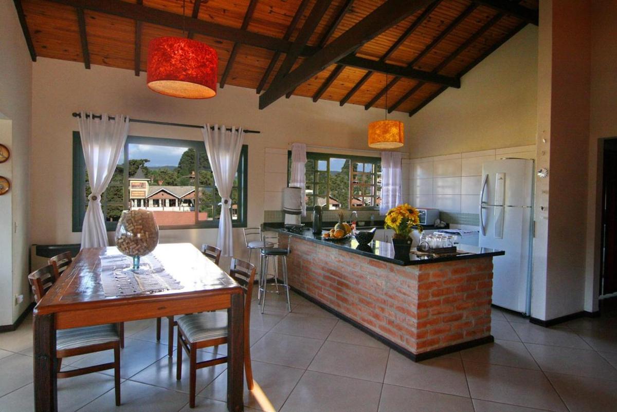 Maison Bleue Suites view 3