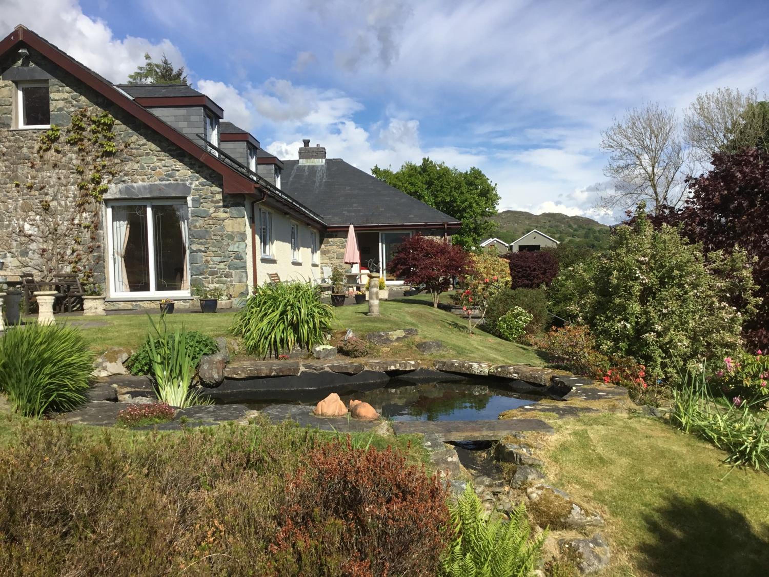 Heulwen Guest House view 3