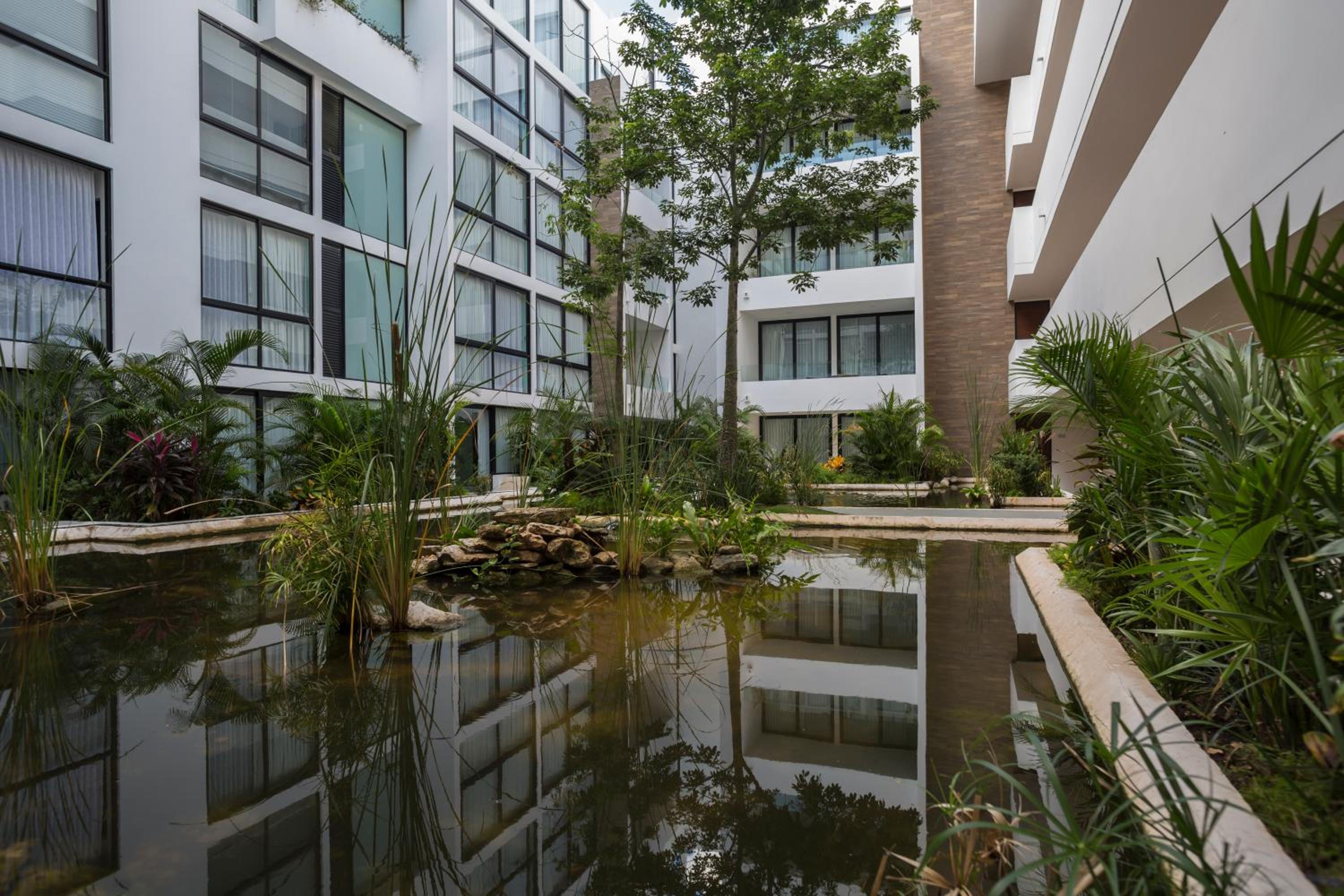 Anah Suites