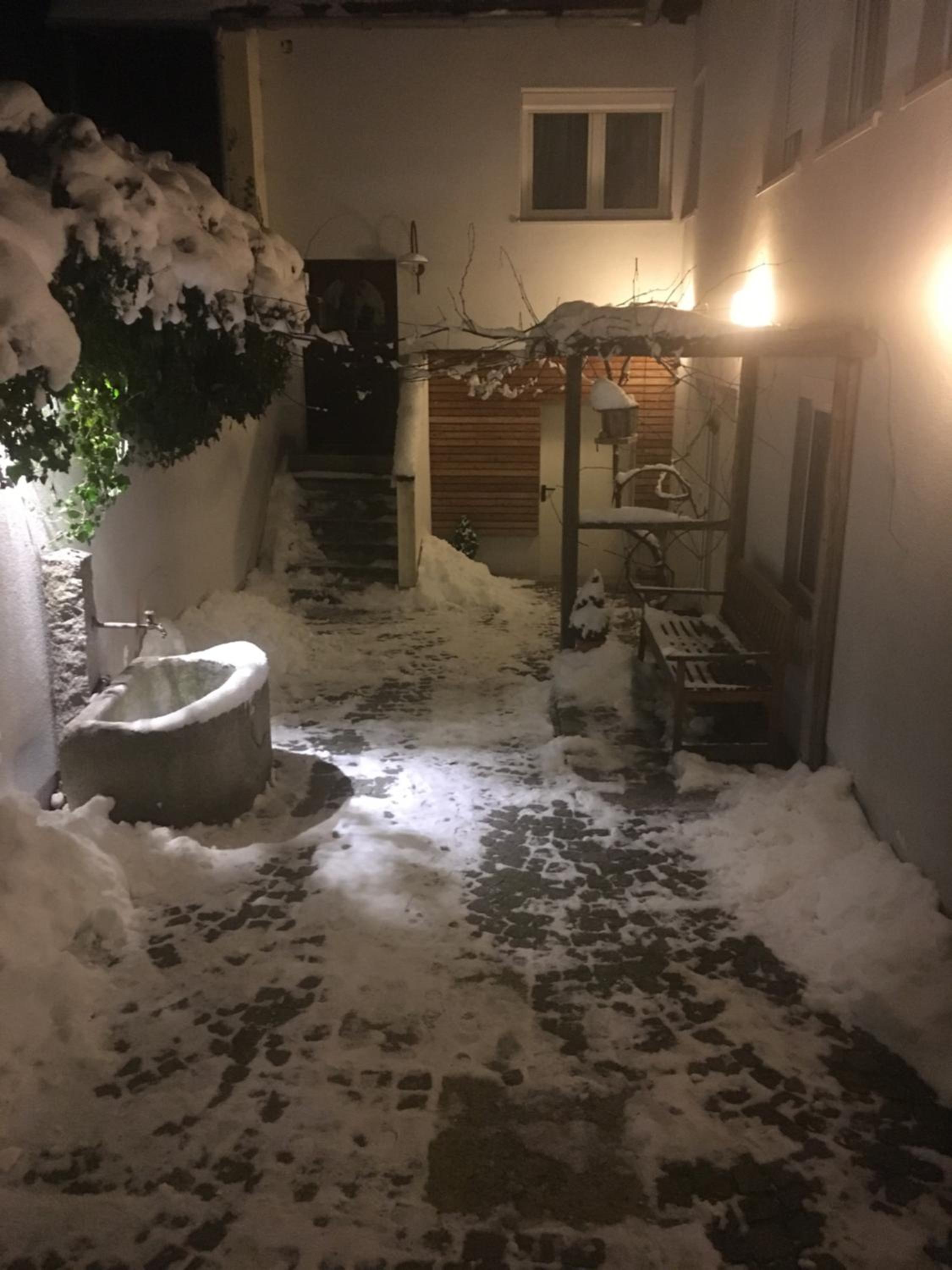 Pension Sunnseitn - Gasthof - Café - Weinkeller