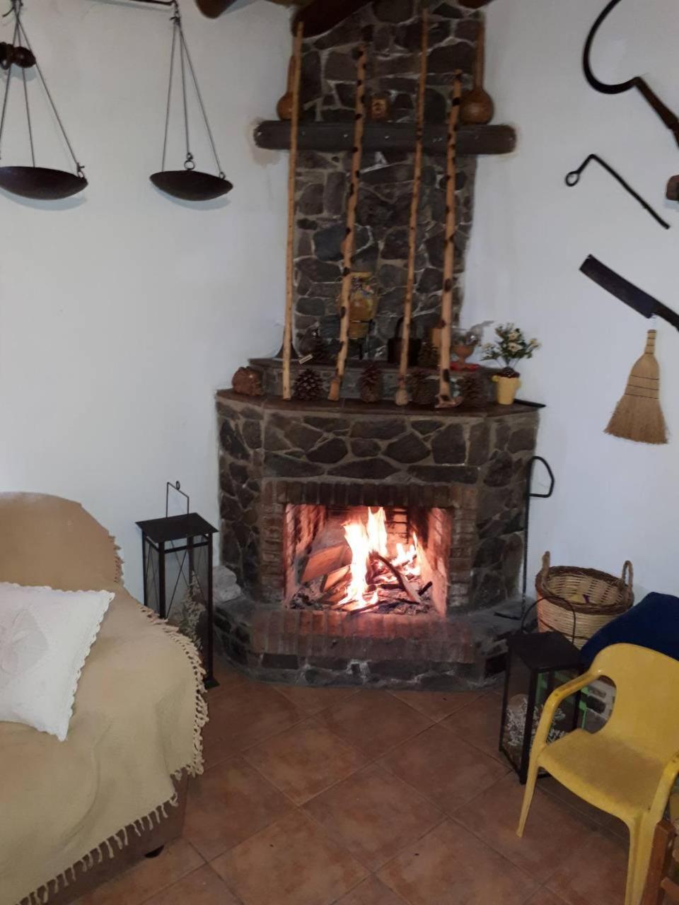 Agrompelo House