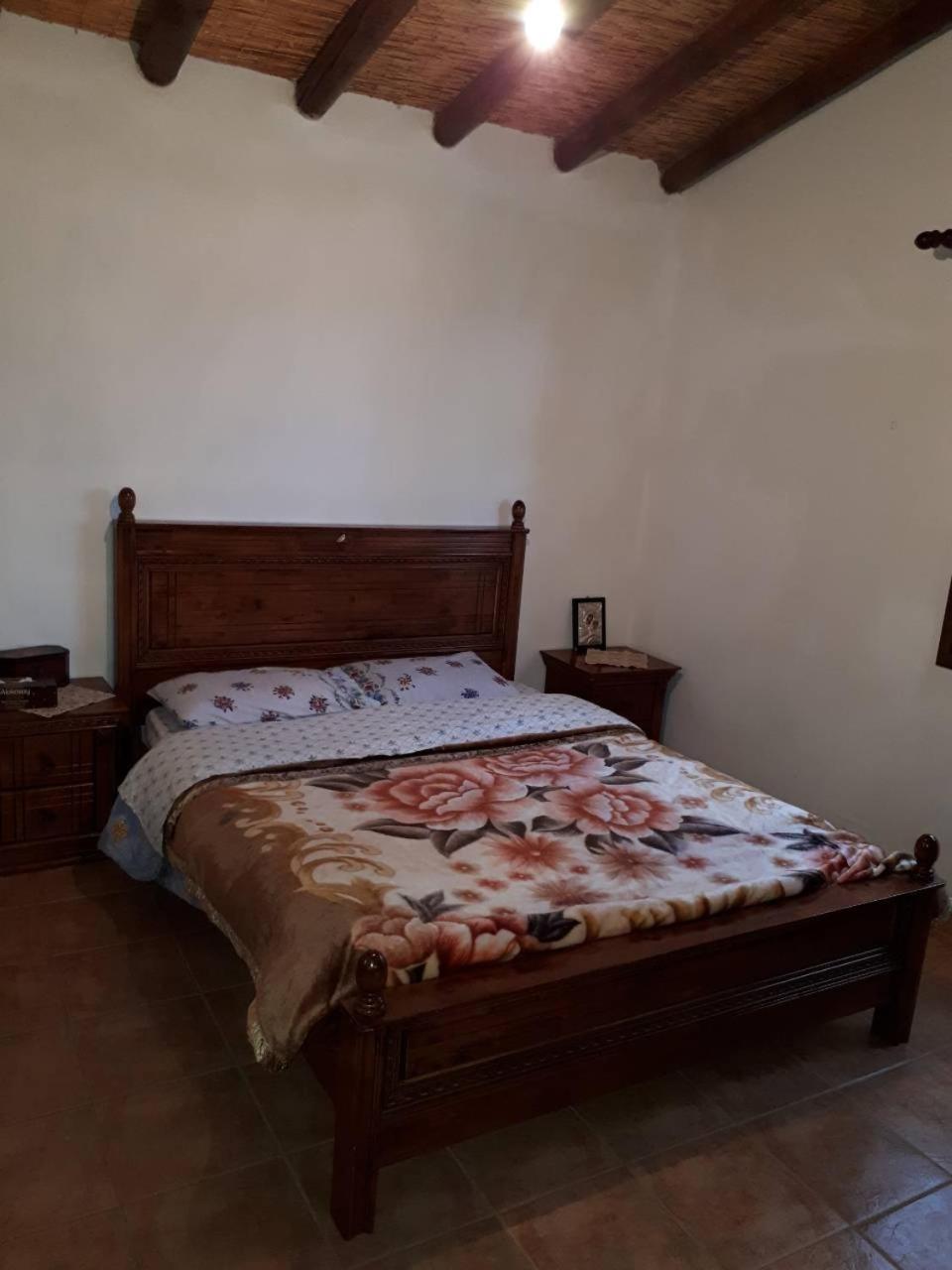 Agrompelo House