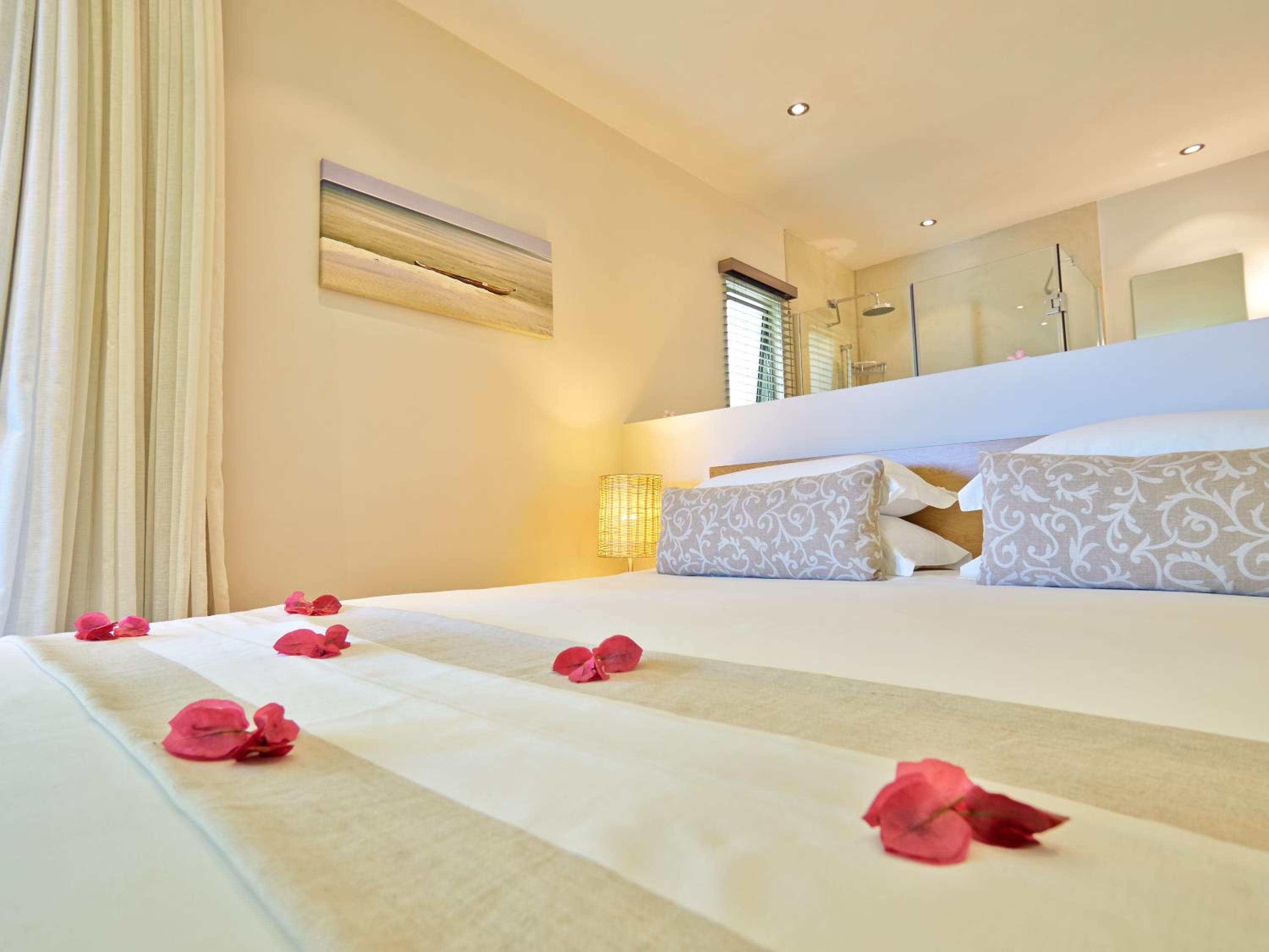 Bon Azur Beachfront Apartments & Penthouses by LOV Mauritius, Trou Aux Biches