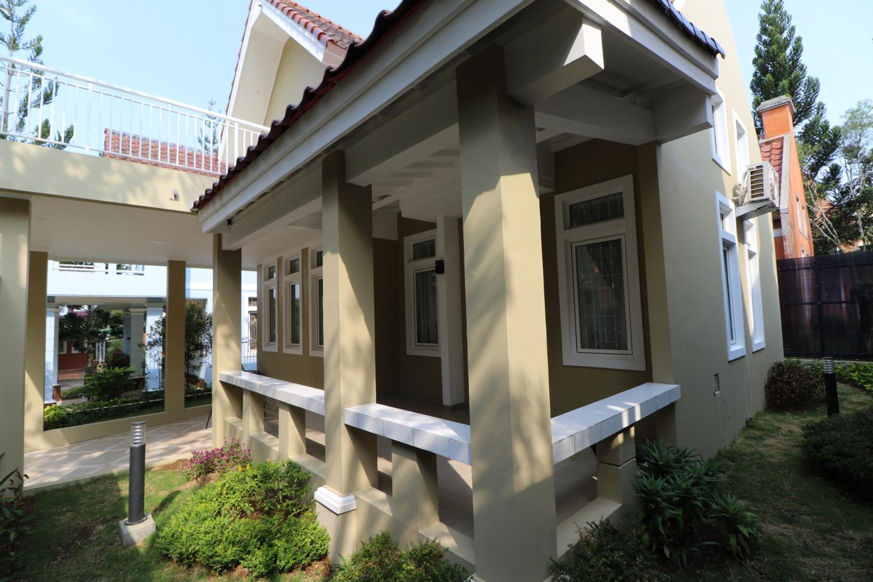 Diyar Villas Puncak R7-3 view 3