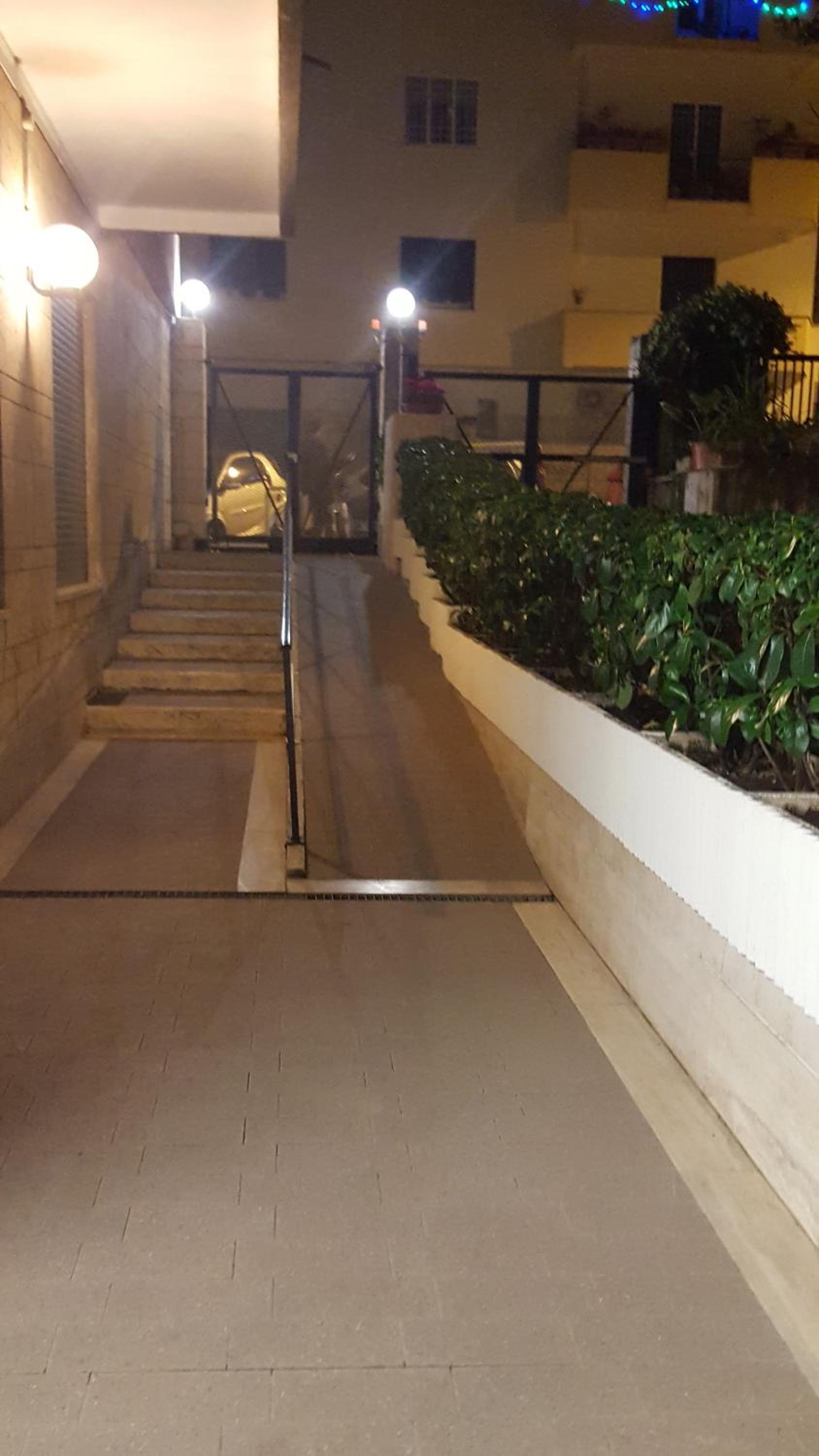 Starry Rome Guest House