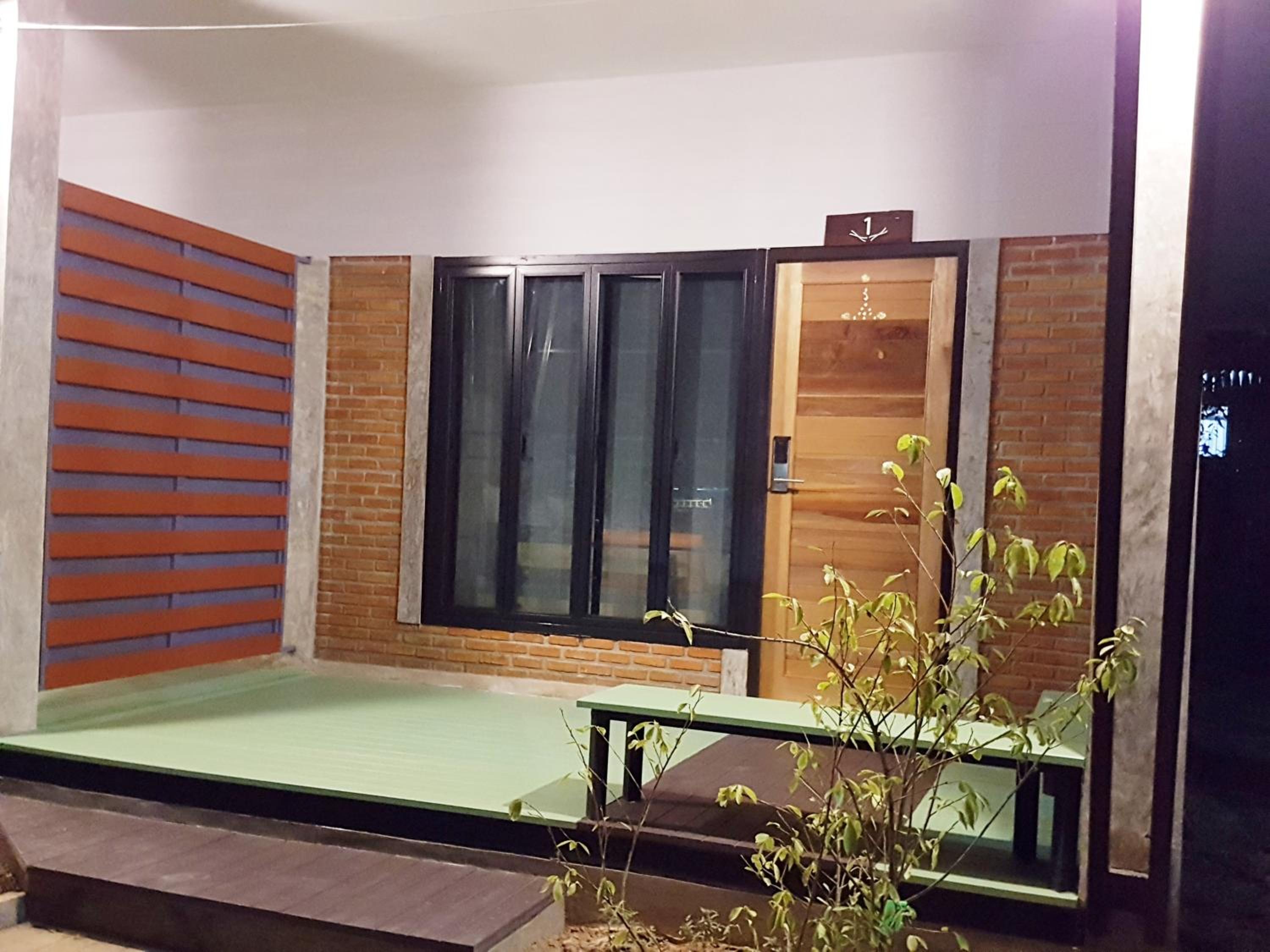 DD Garden Home