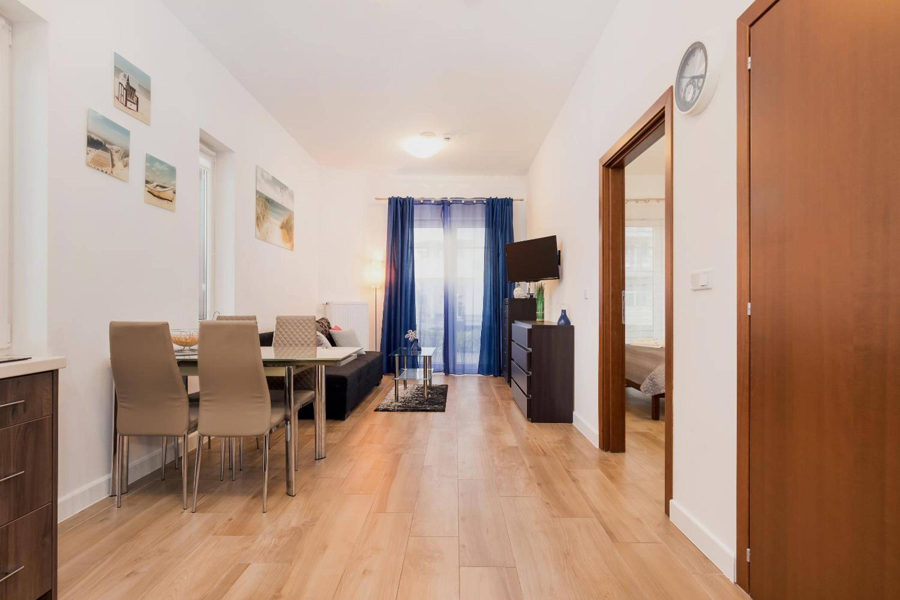 Apartamenty Aquamarina by Noclegi Renters