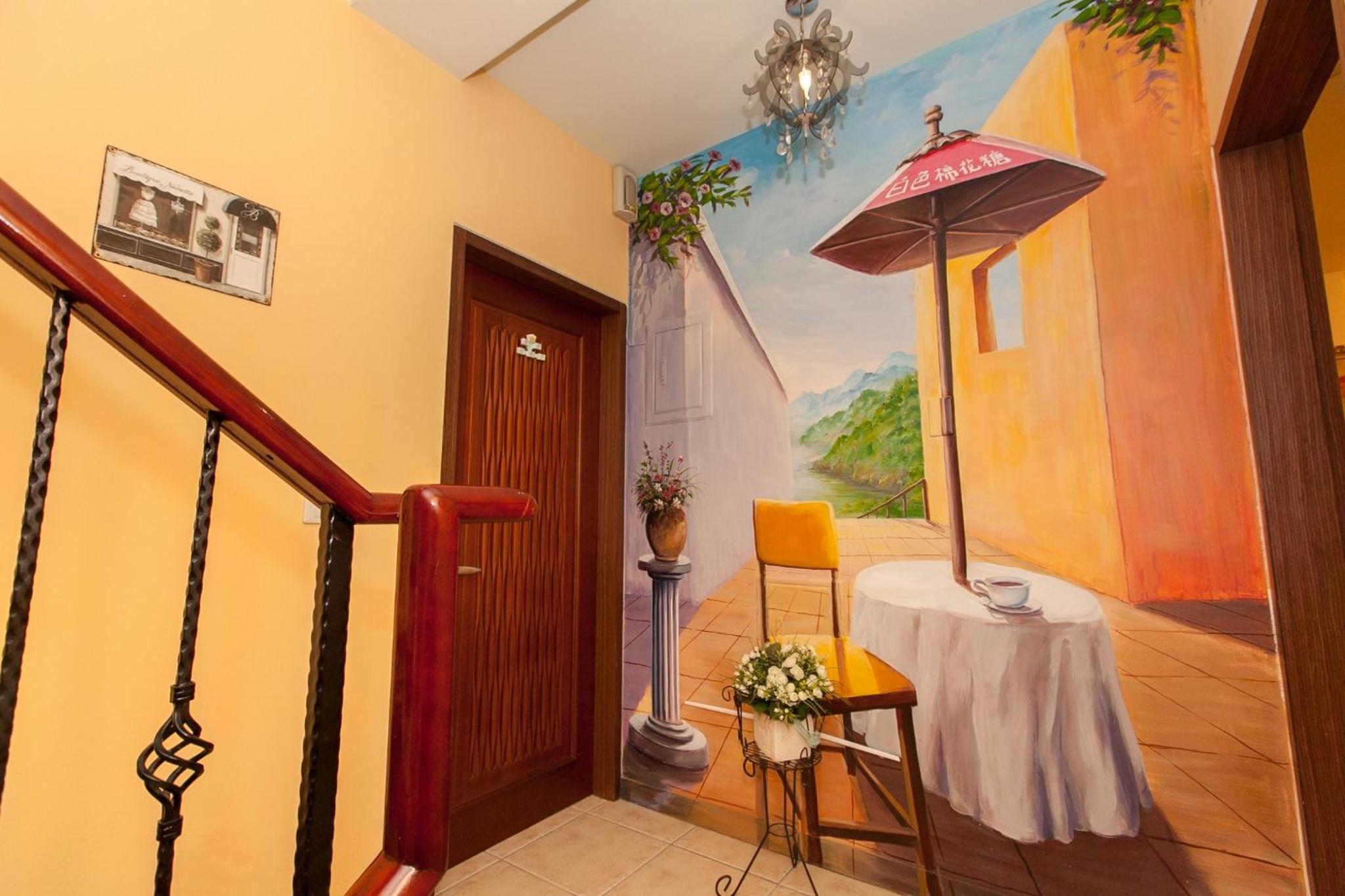 White Cotton Candy Homestay
