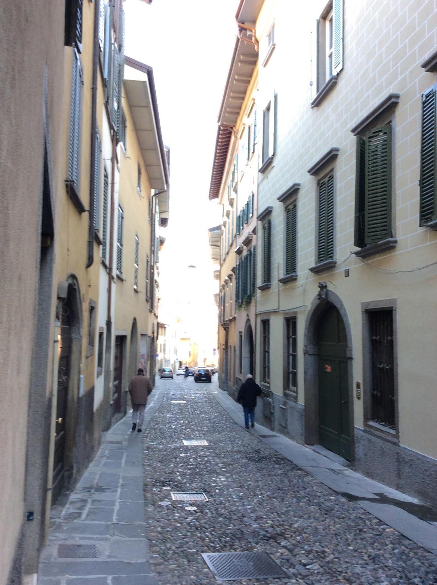Accademia DeLuxe view 5
