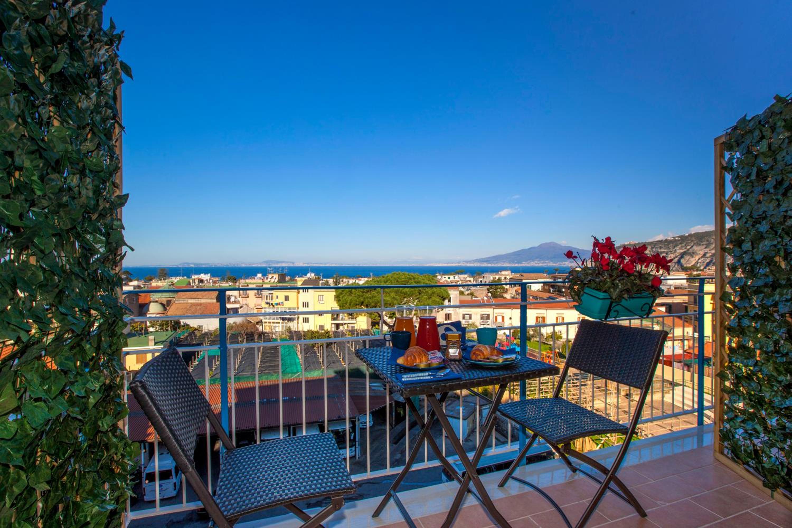 Sirocco Suites photo 2