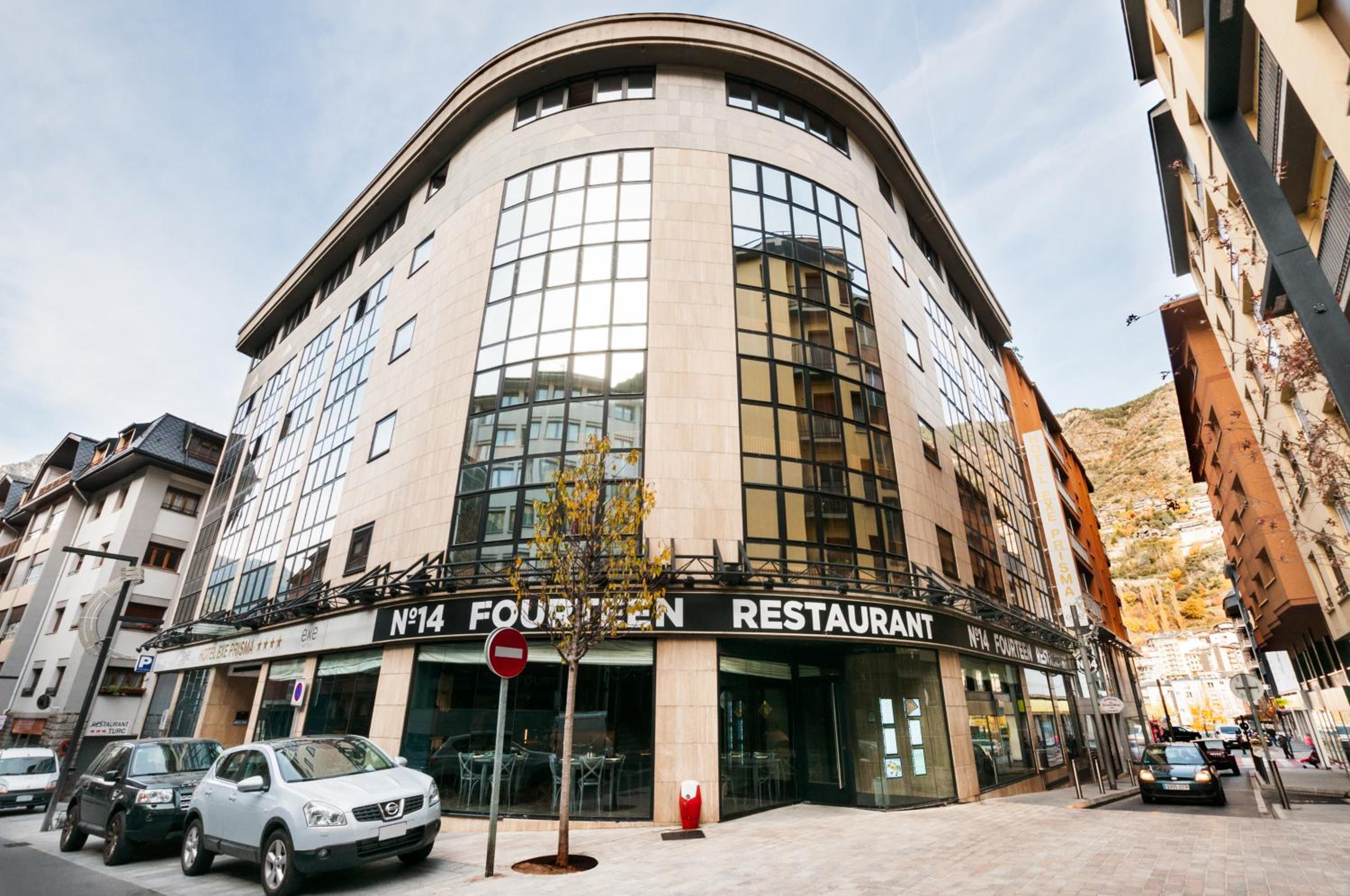 Hotel Exe Prisma - Image 1