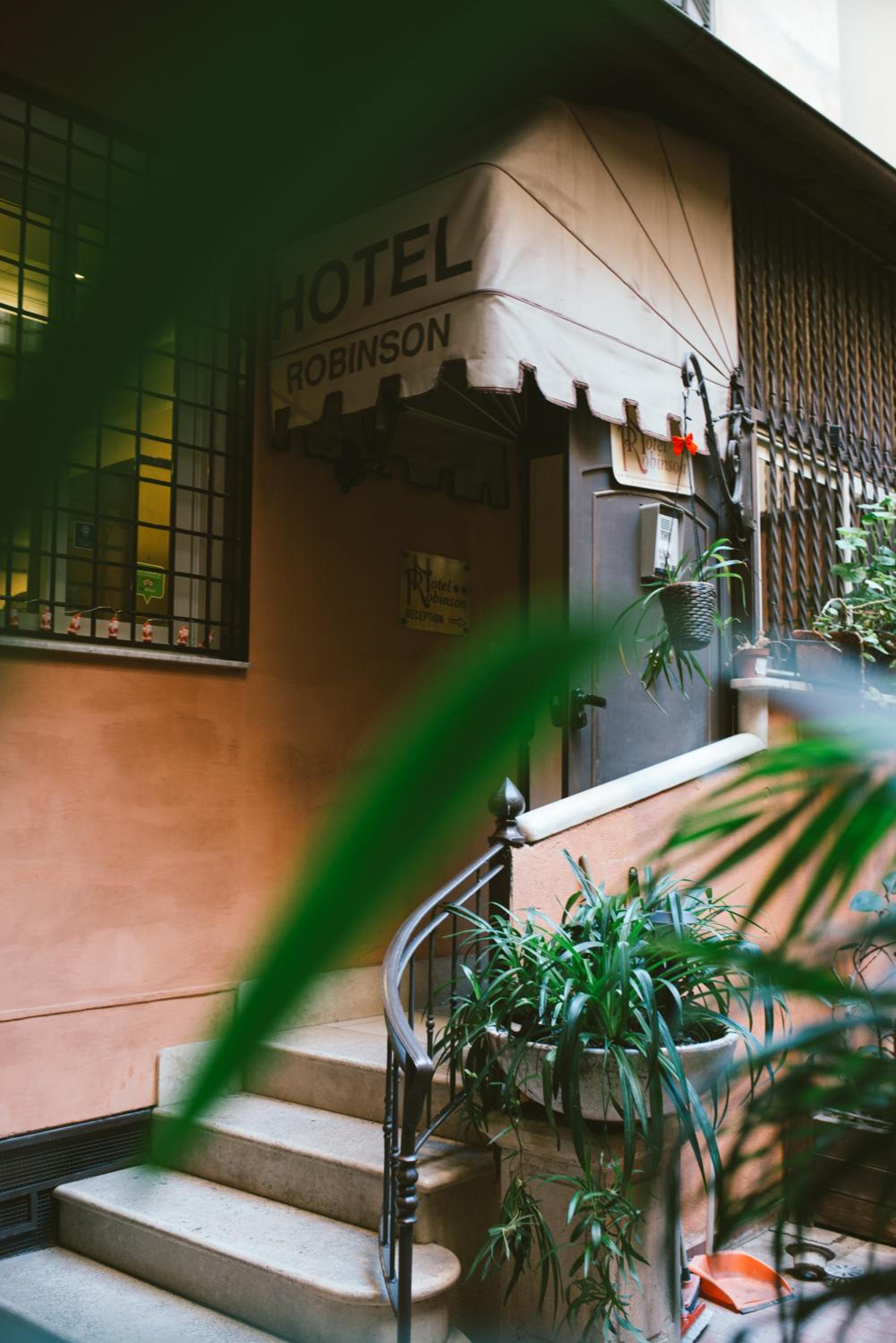 Hotel Robinson en Rome — building