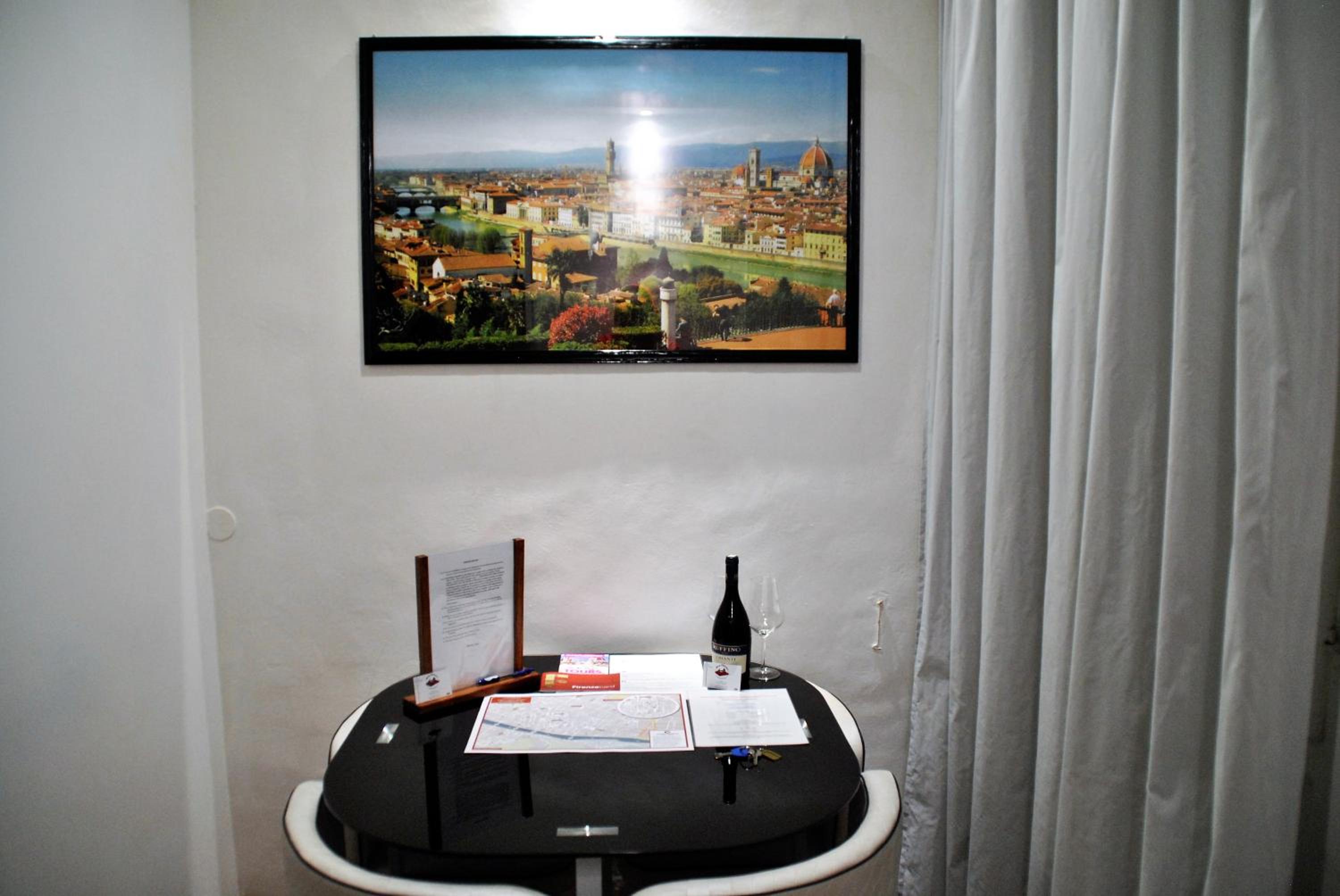 Firenze Suite Servi