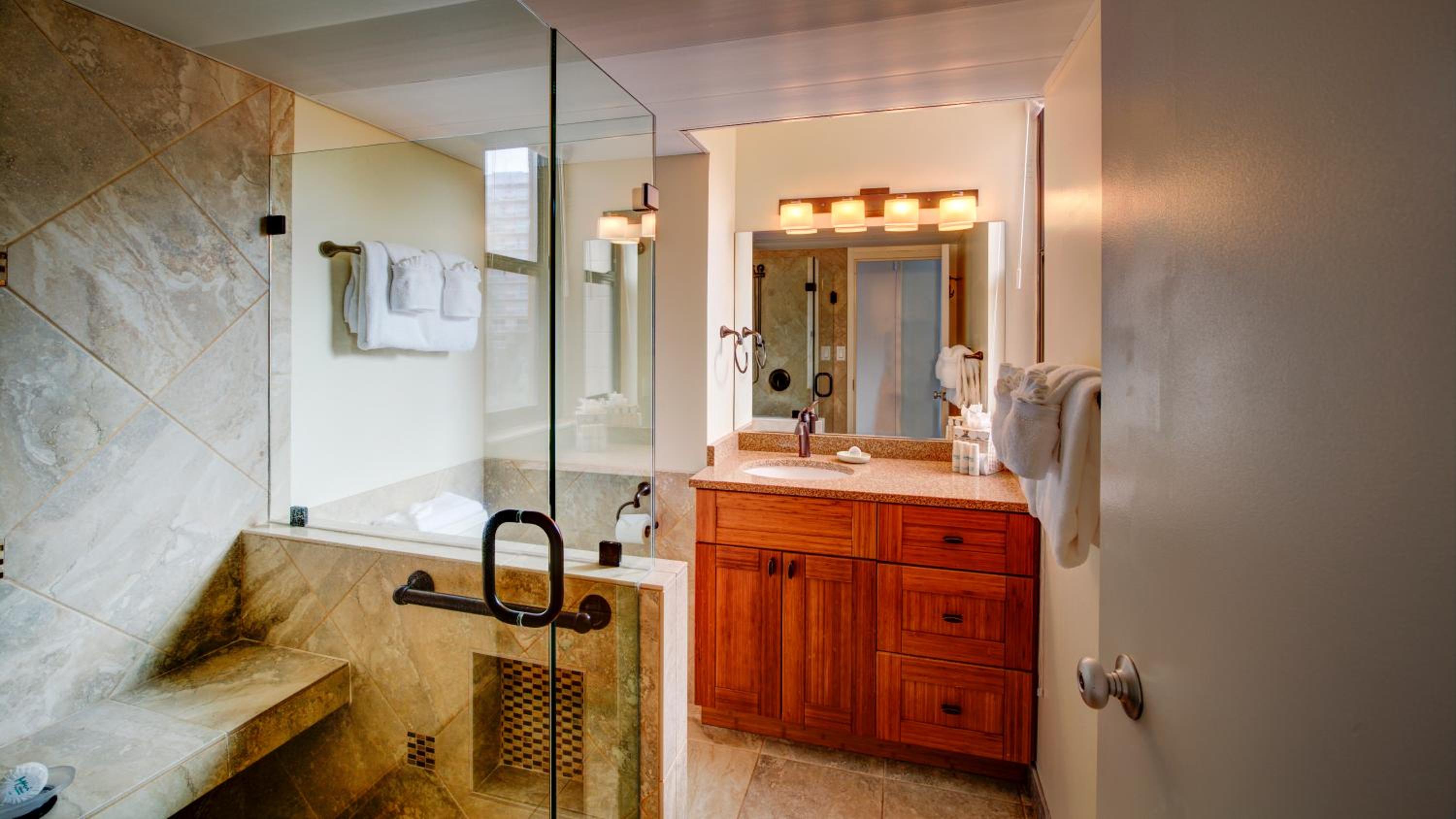Maui Kai Condos - No Resort Fees