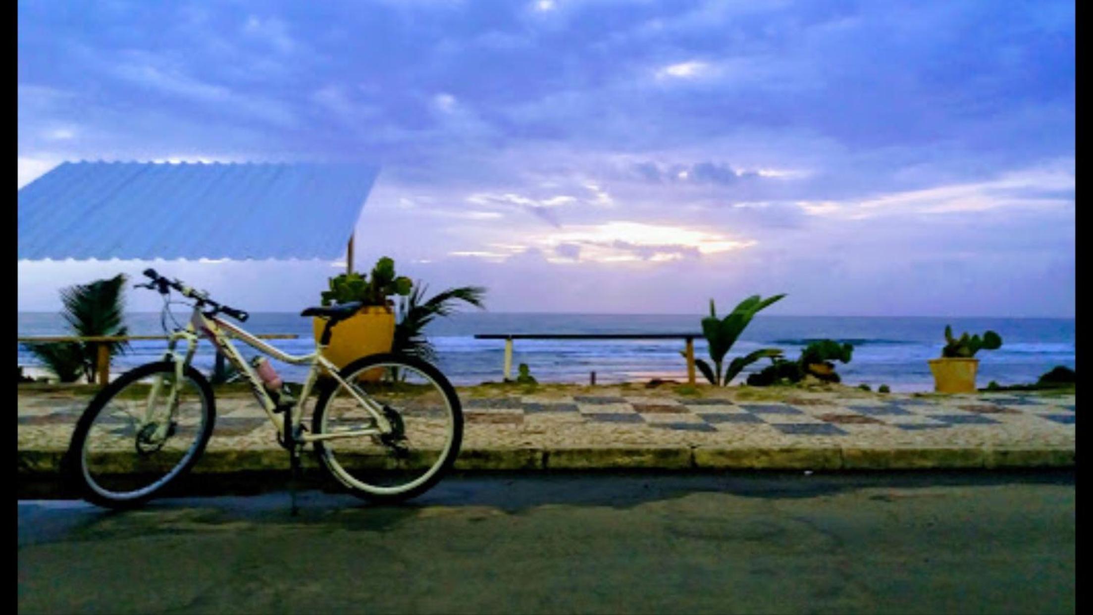 Chale 09 - Mamelucos em Frente A Praia de Ipitanga Salvador Bahia