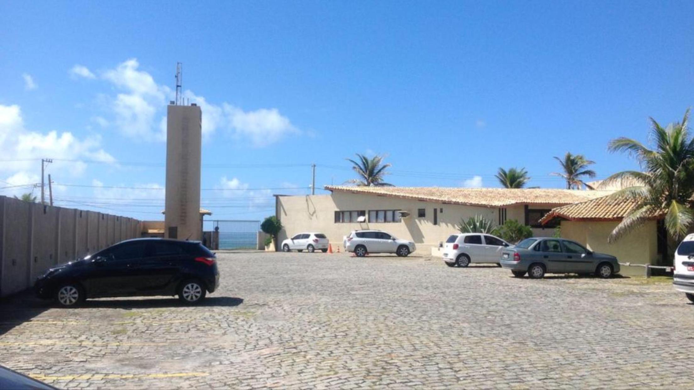 Chale 09 - Mamelucos em Frente A Praia de Ipitanga Salvador Bahia