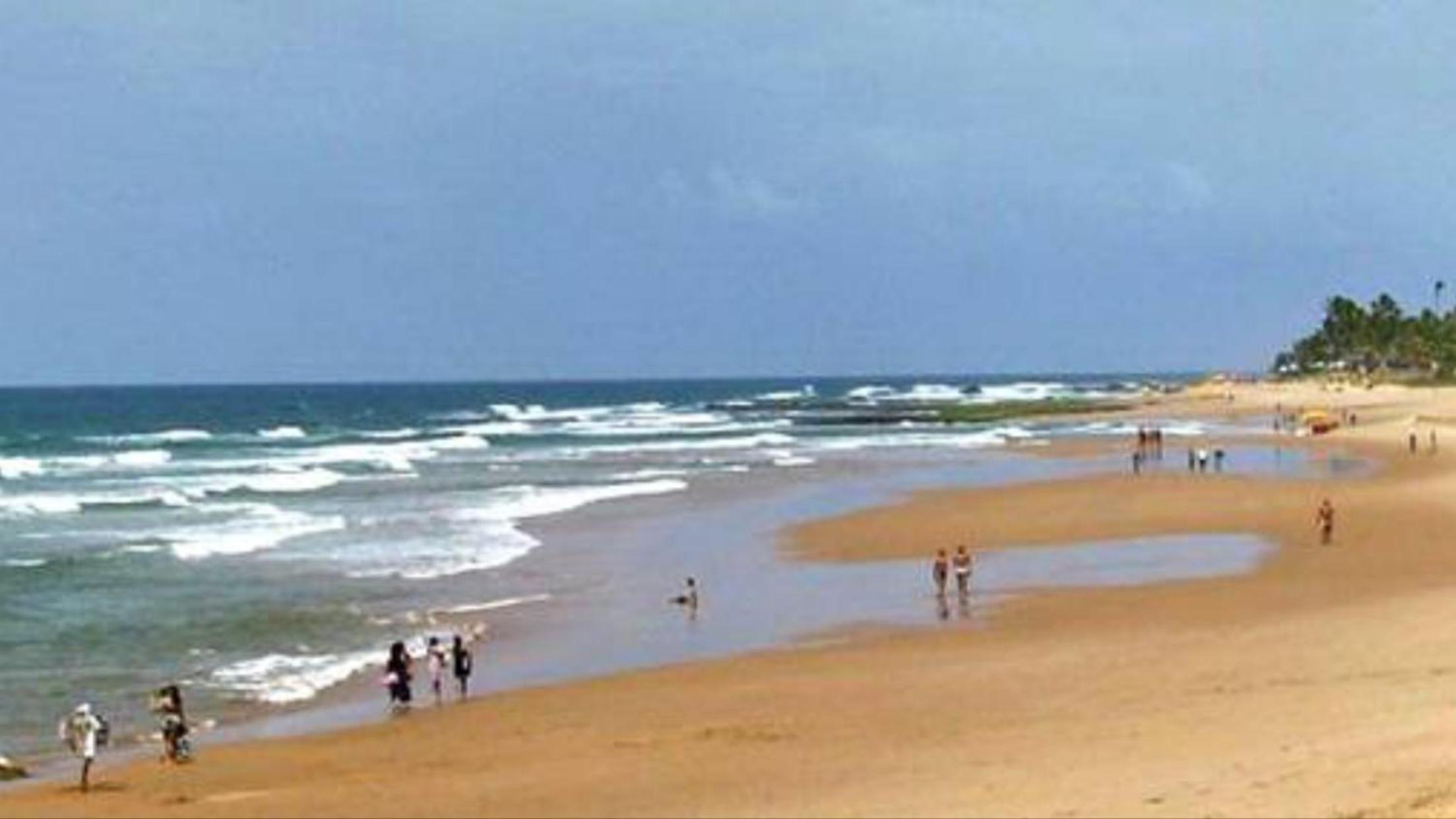 Chale 09 - Mamelucos em Frente A Praia de Ipitanga Salvador Bahia