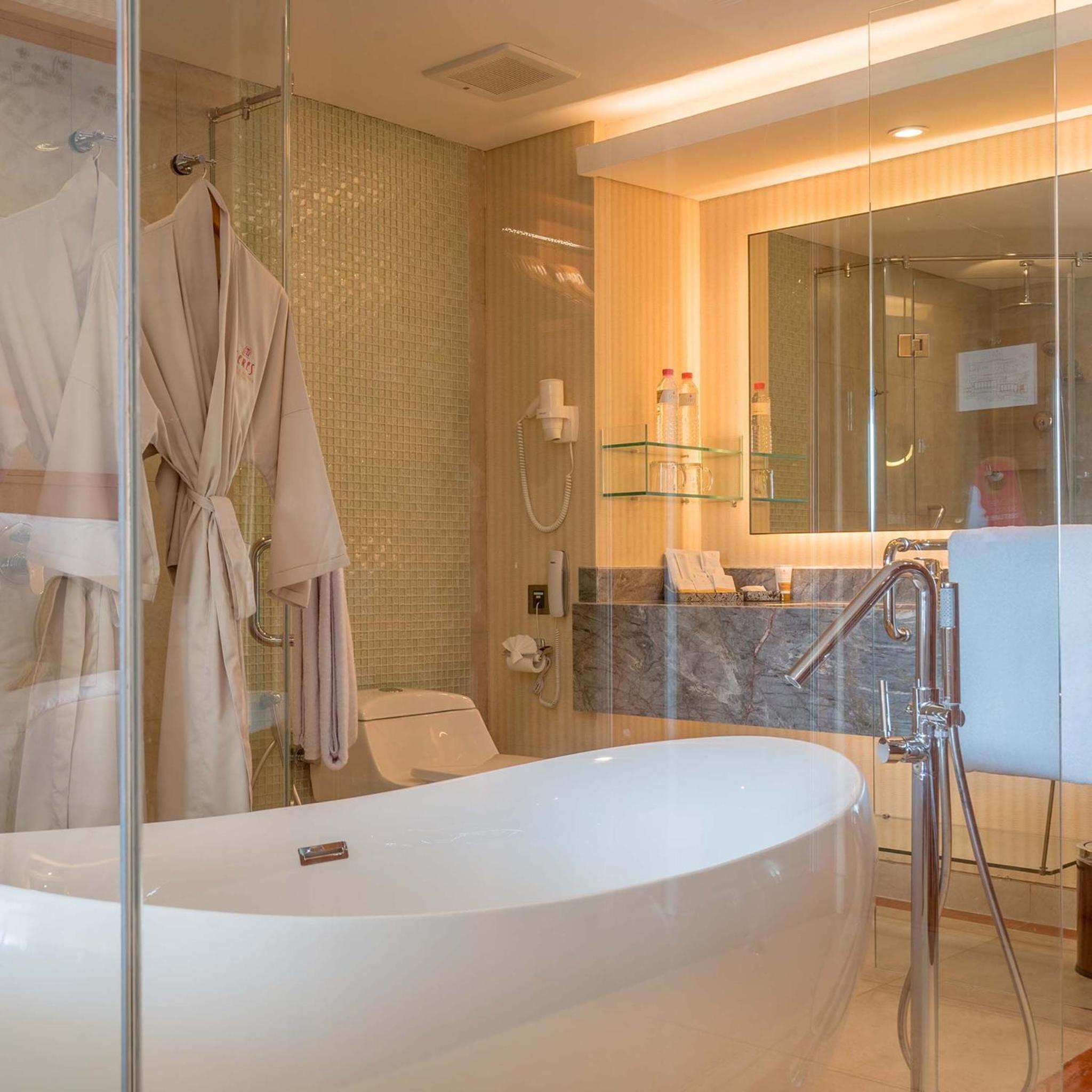 SereS Springs Resort & Spa, Singakerta