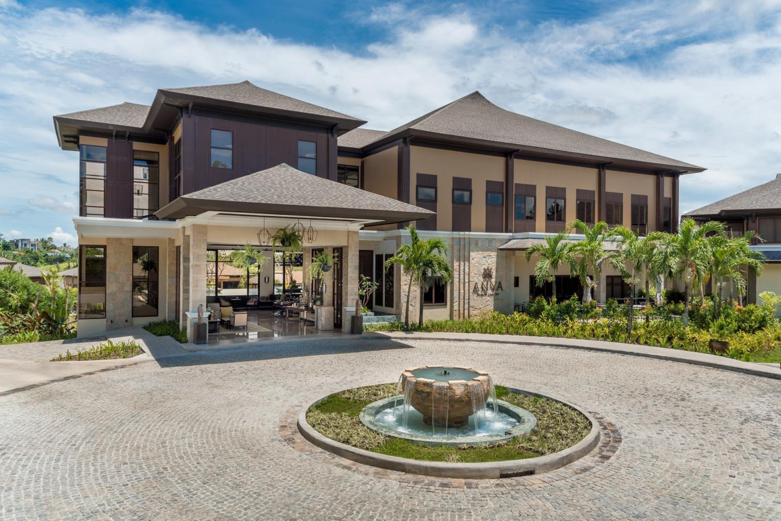 Hotel Anya Resort Tagaytay - Image 1