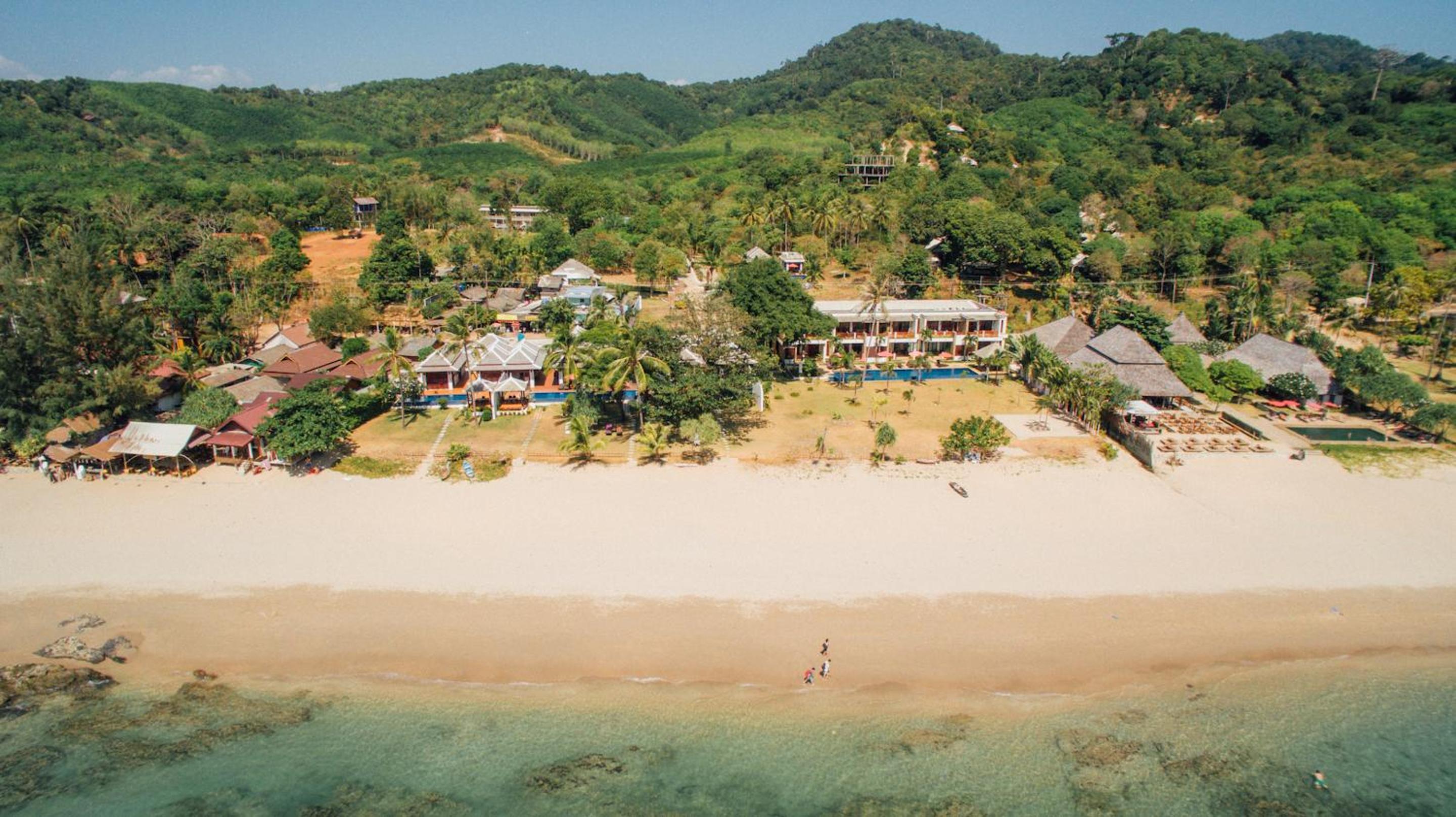 Hotel Thai Island Dream Estate - Image 1