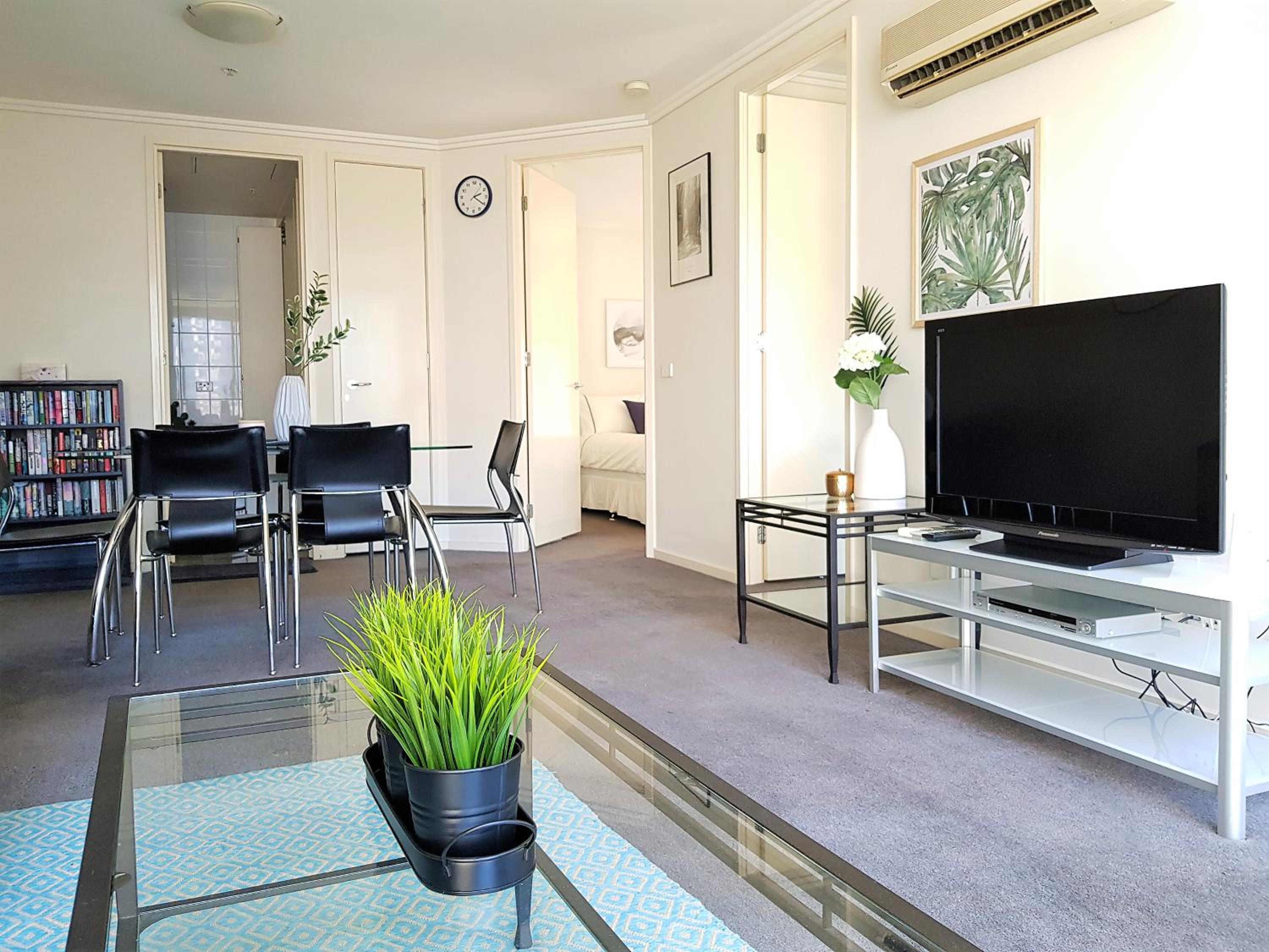 ReadySet Apartments at Sentinel