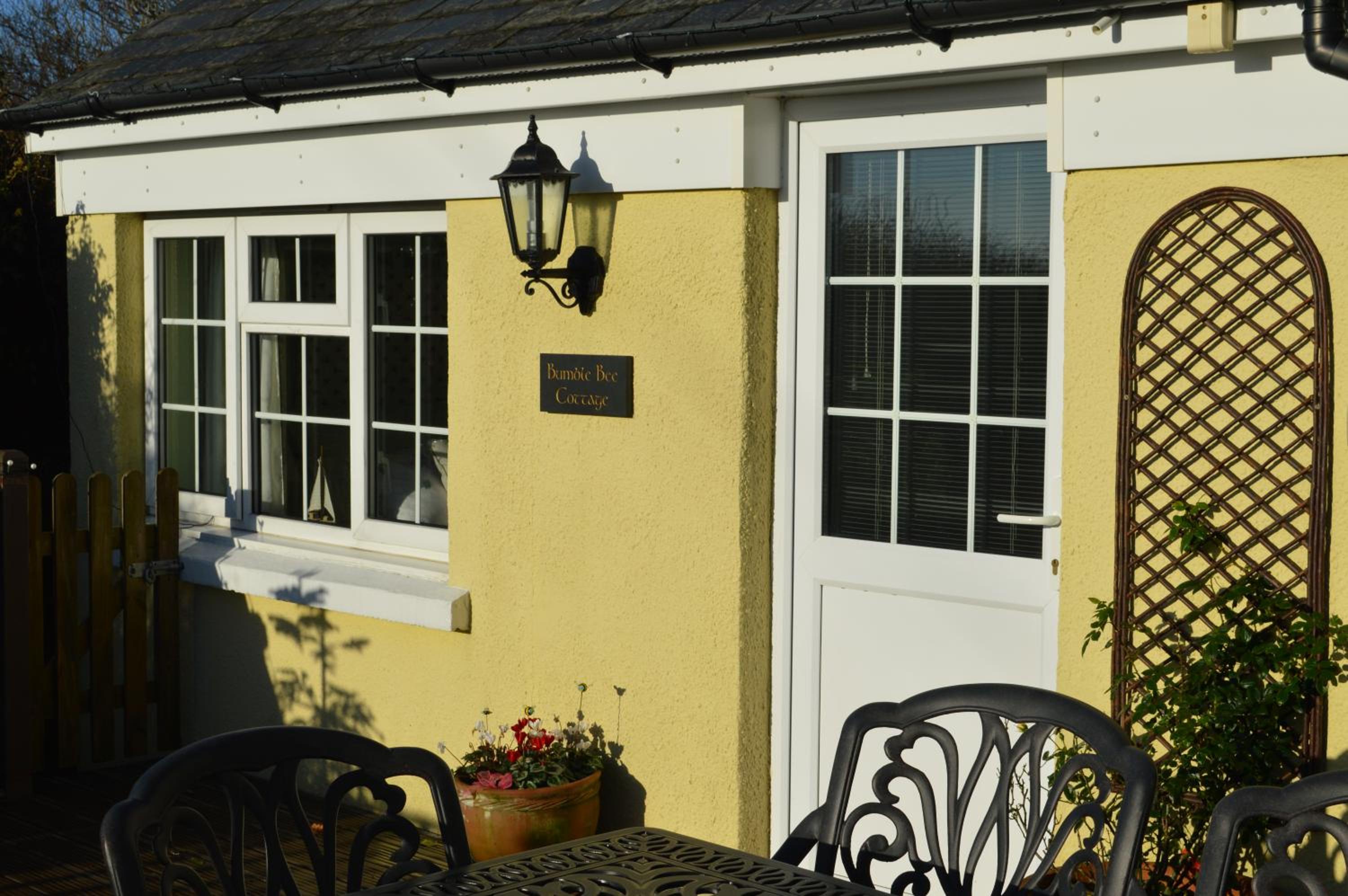 Bumble Bee Cottage view 5