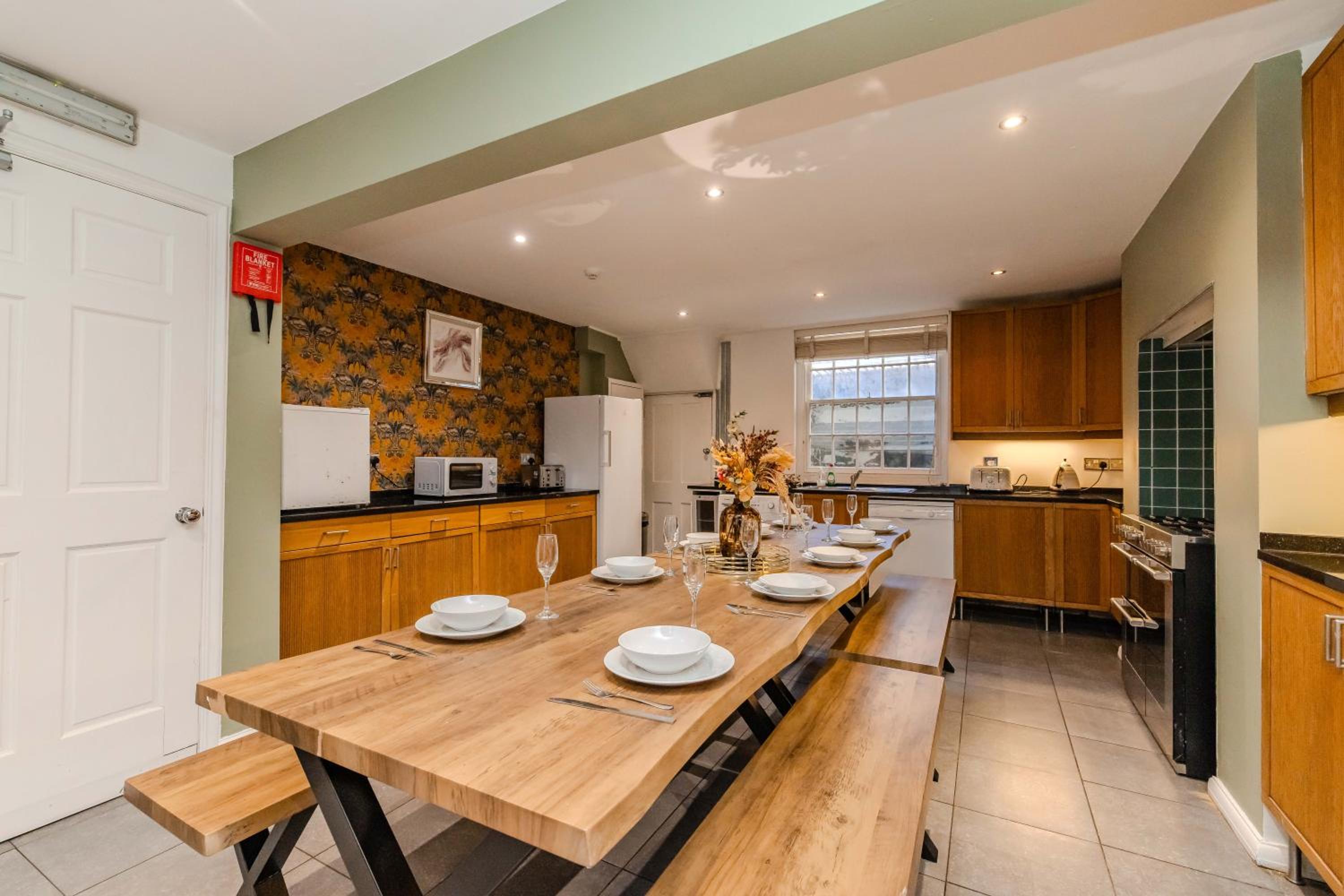 Spacious Brighton Beach Town House I Stag Do & Hen Party Welcome