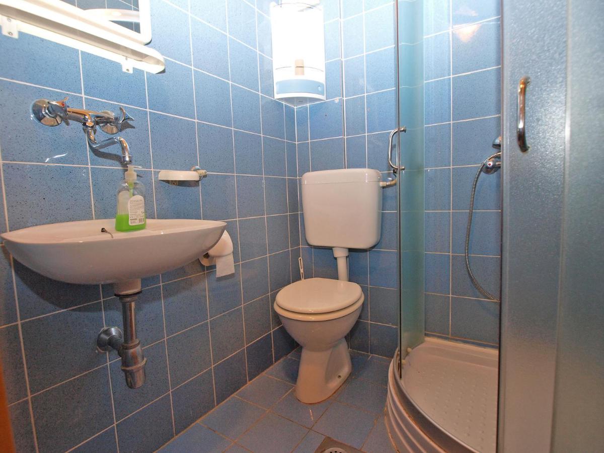 Photo 18