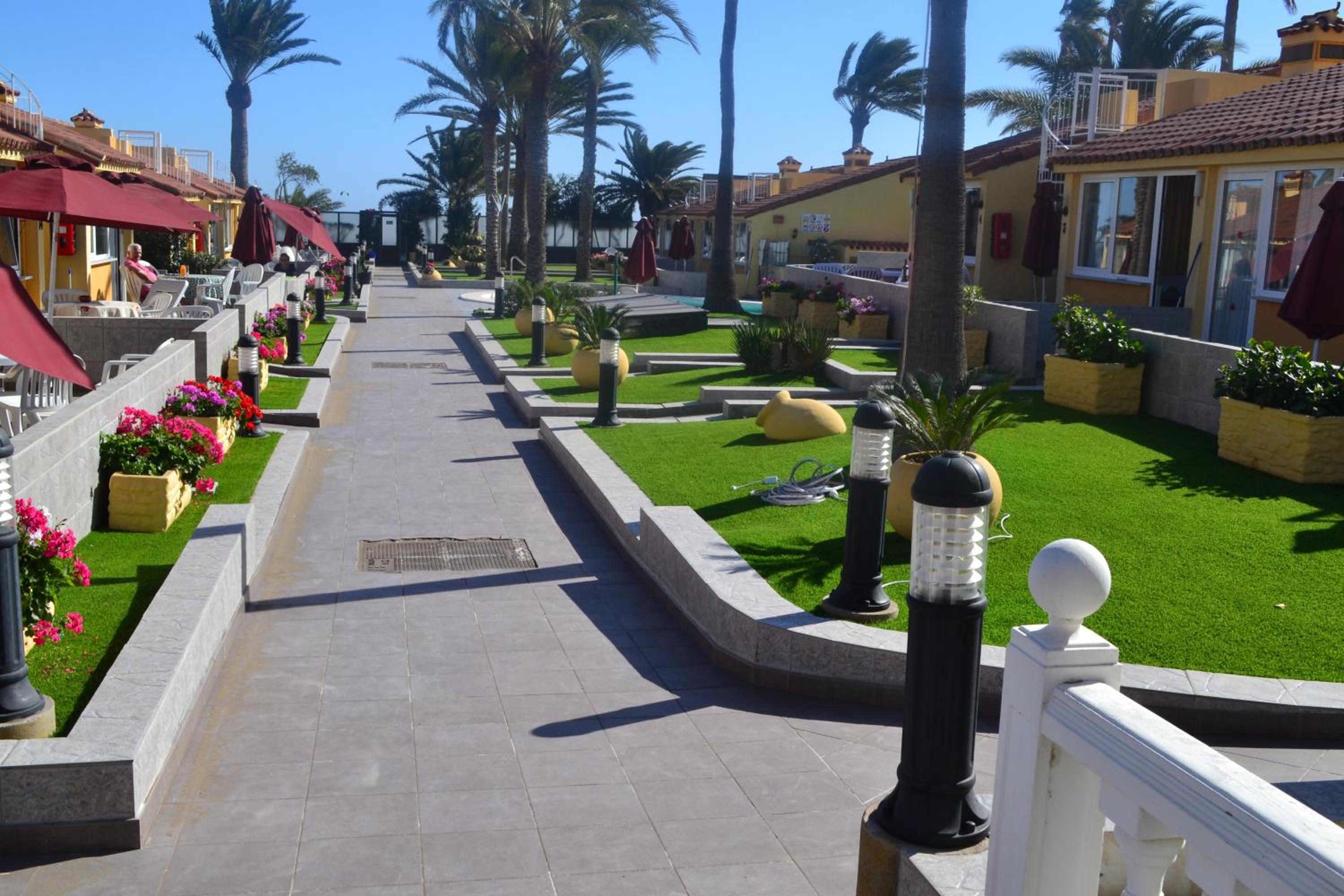 Bungalows Club Primavera view 2