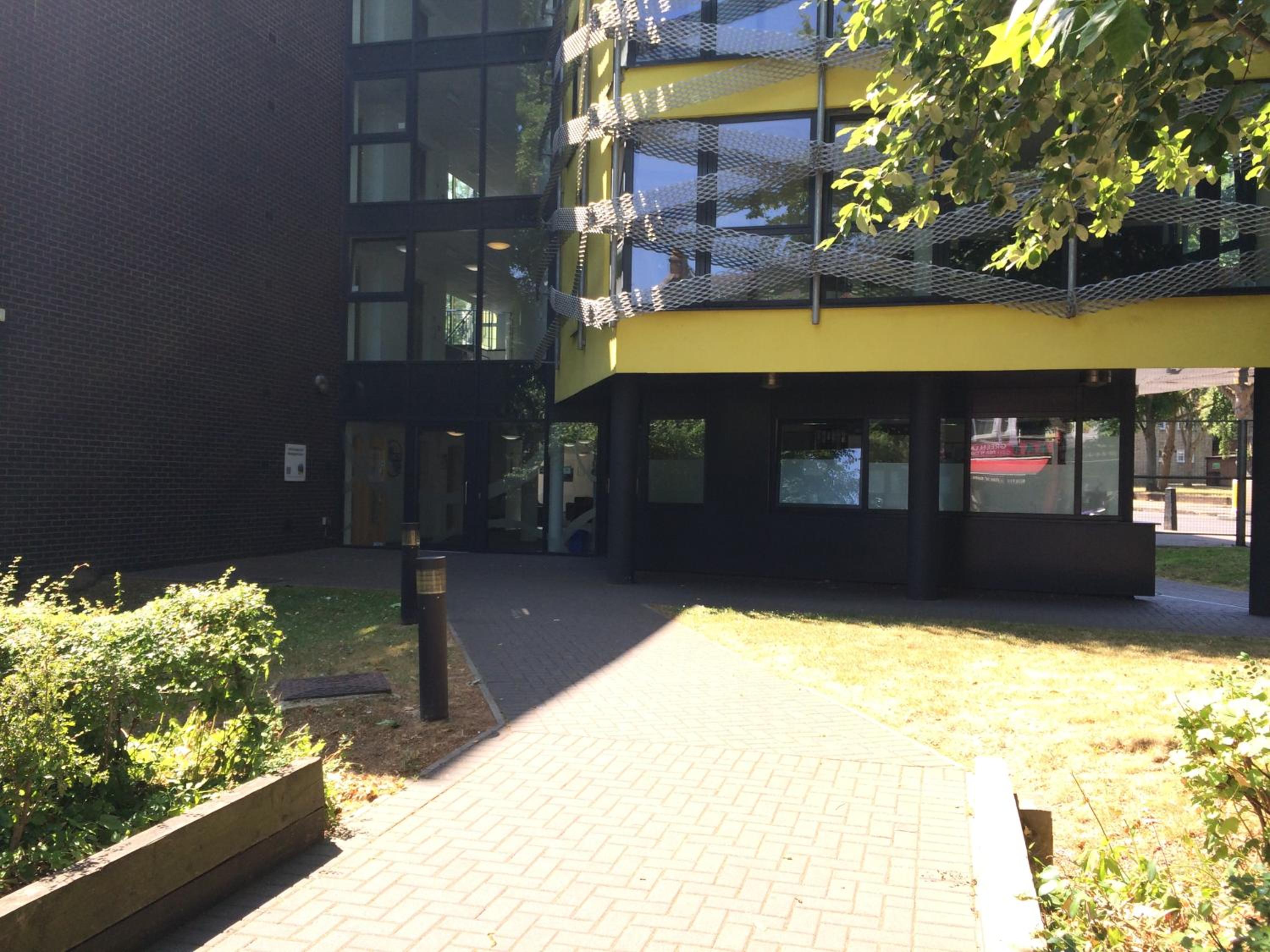 Newington Court (Stoke Newington)