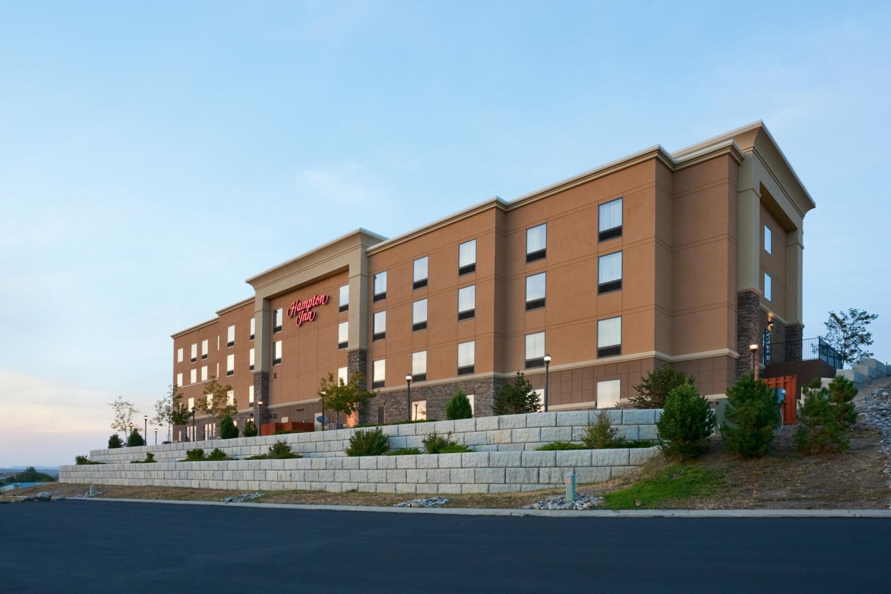 Sheridan Vacations - Hampton Inn Sheridan - Property Image 1