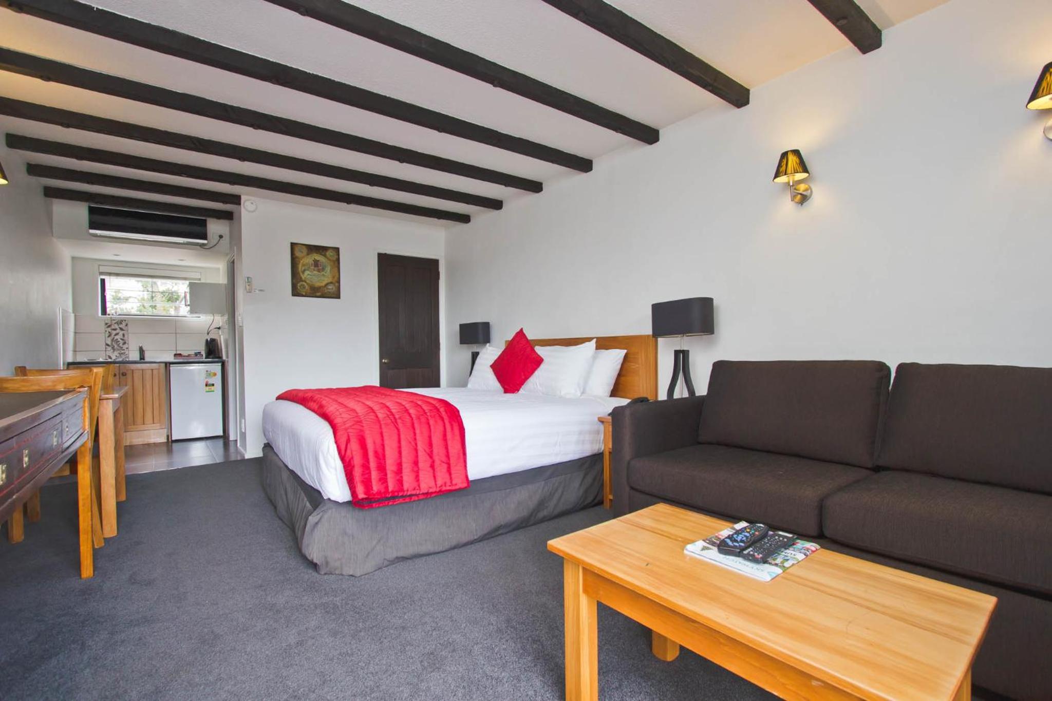 Knights Inn