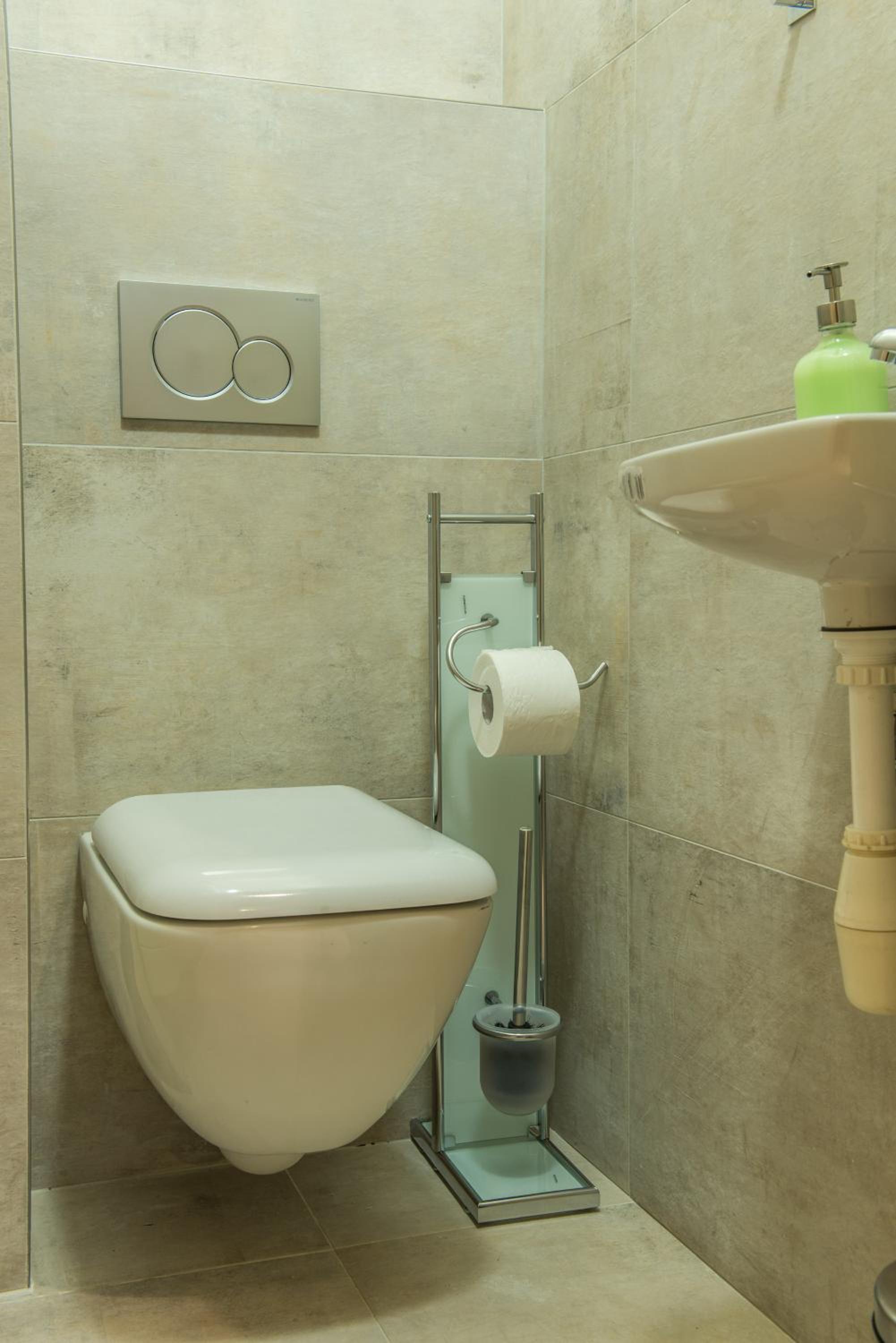 Exclusive 3 Bedroom Top-Notch Flat, GREAT LOCATION