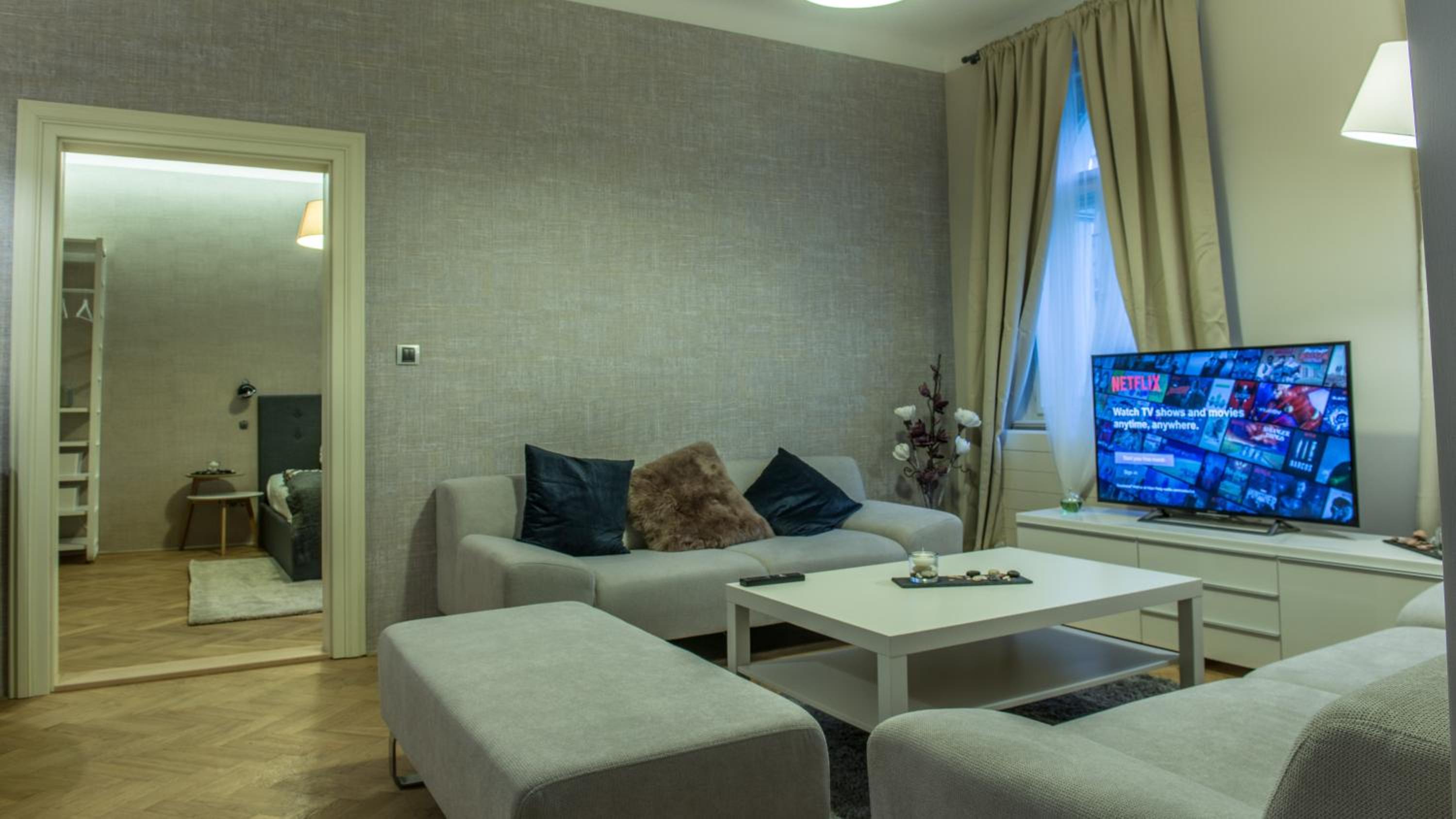Exclusive 3 Bedroom Top-Notch Flat, GREAT LOCATION