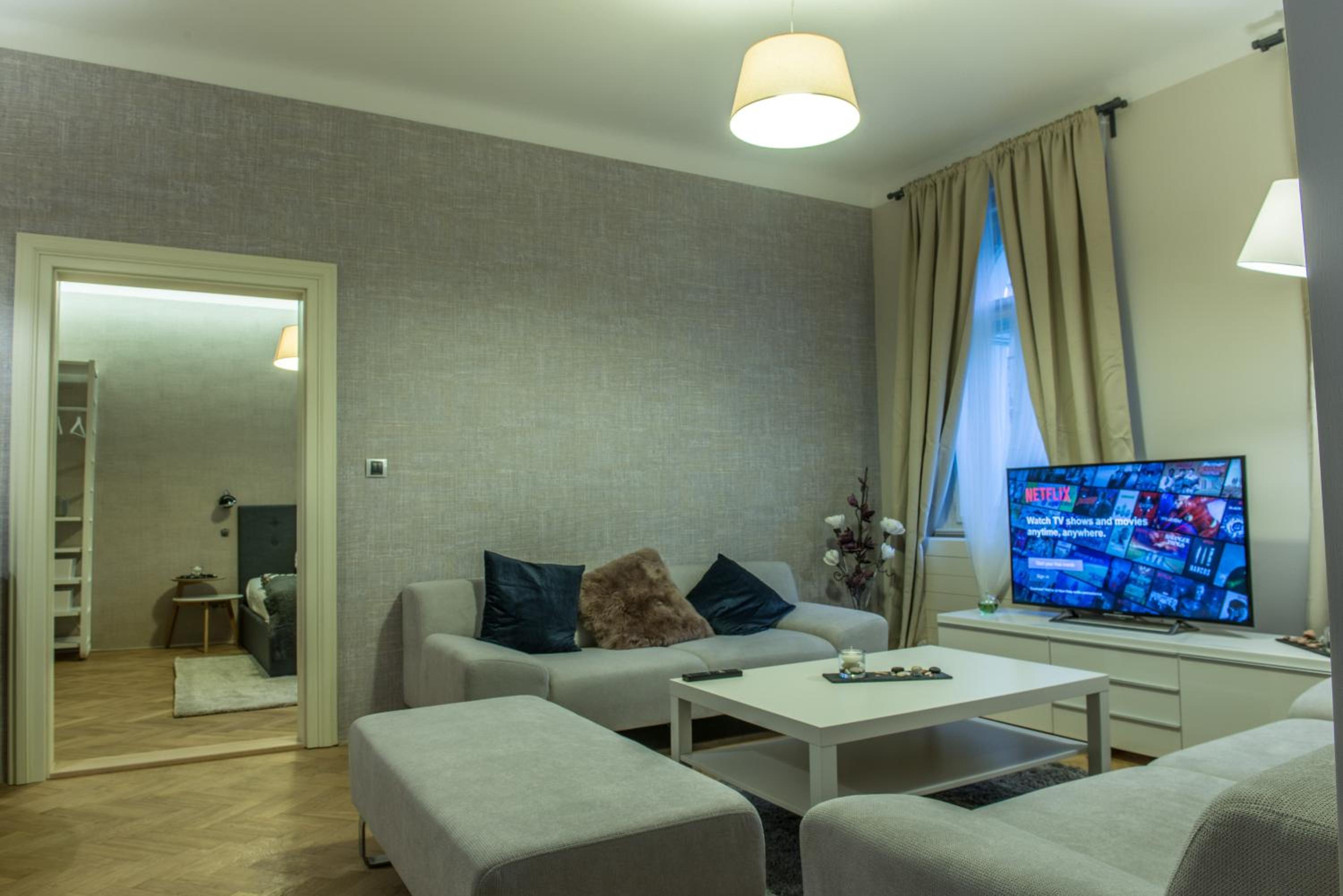 Exclusive 3 Bedroom Top-Notch Flat, GREAT LOCATION