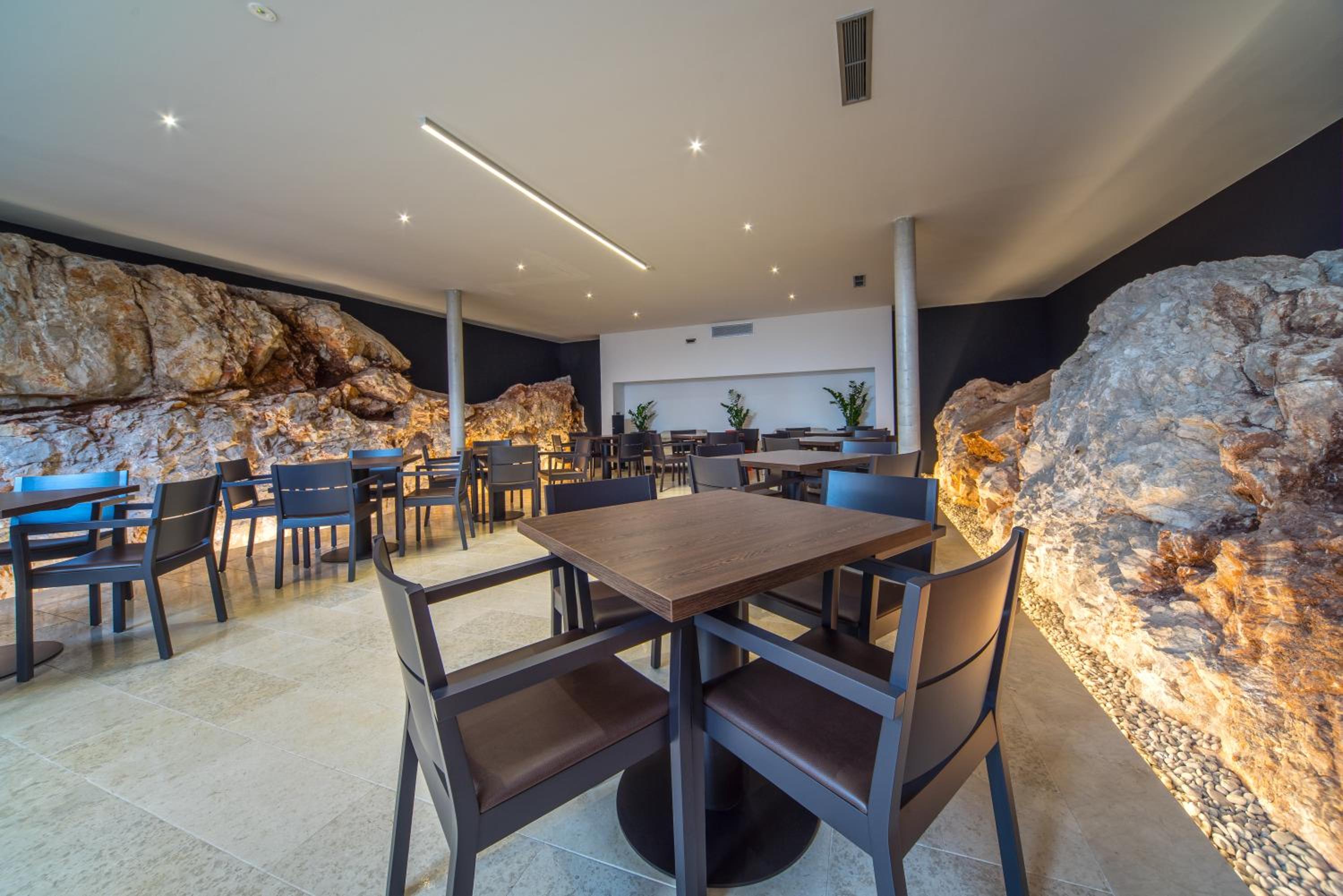 Golden Rays Luxury Villas & Apartments