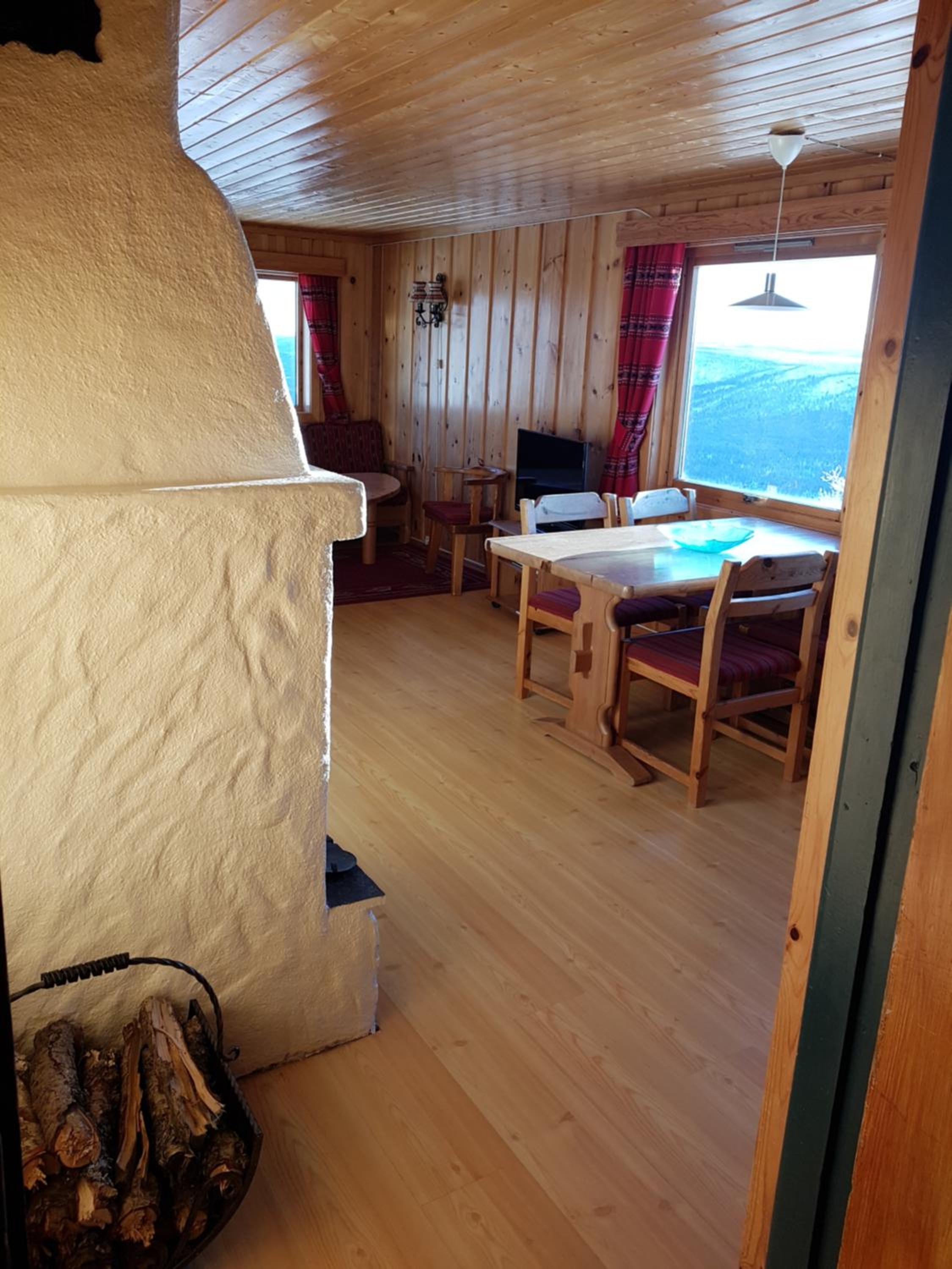 Fjellbu Two-bedroom Cottage view 4