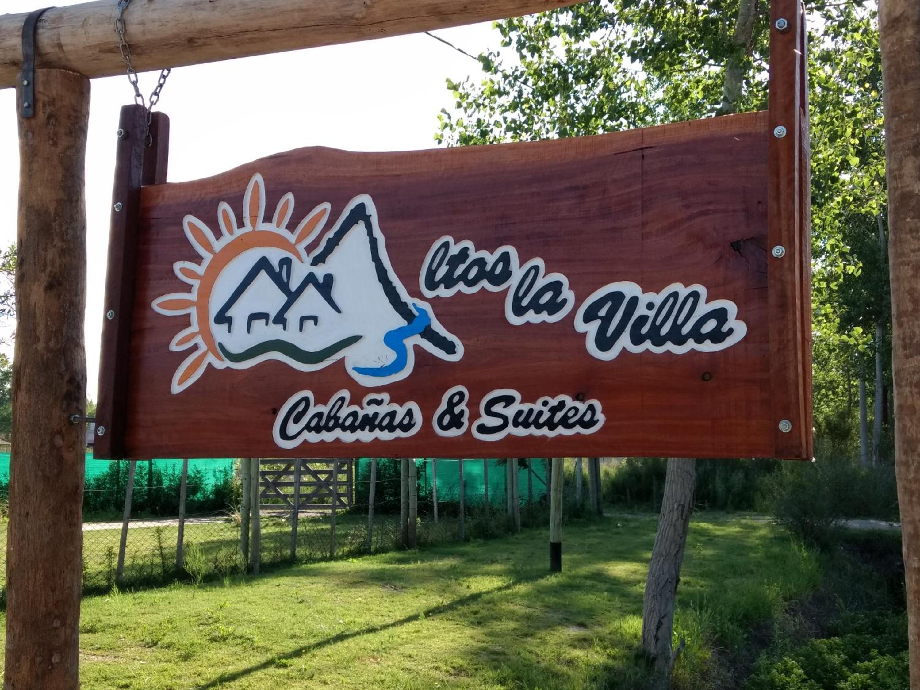Altos la Villa