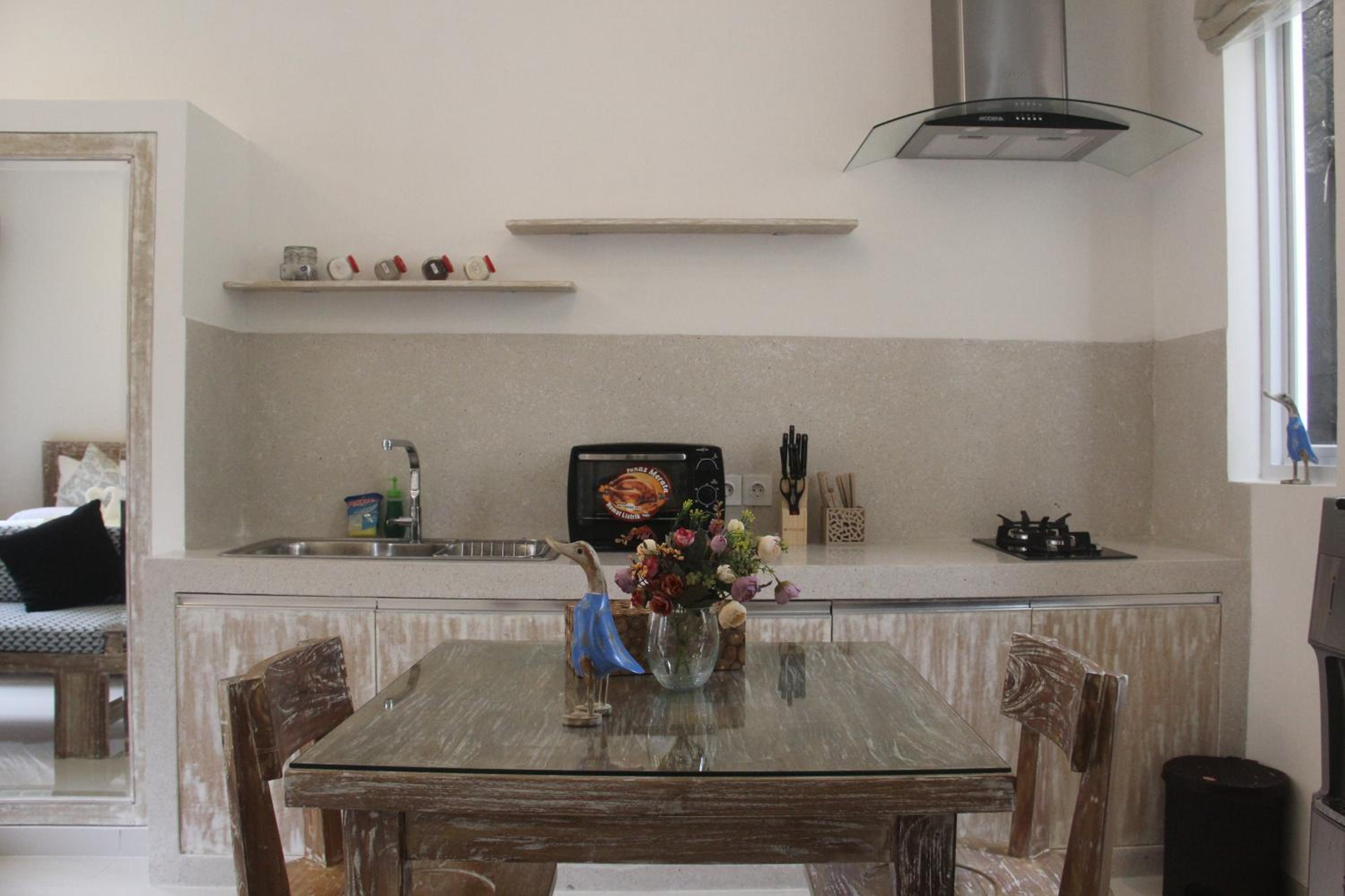 Green Studio Apartment Seminyak