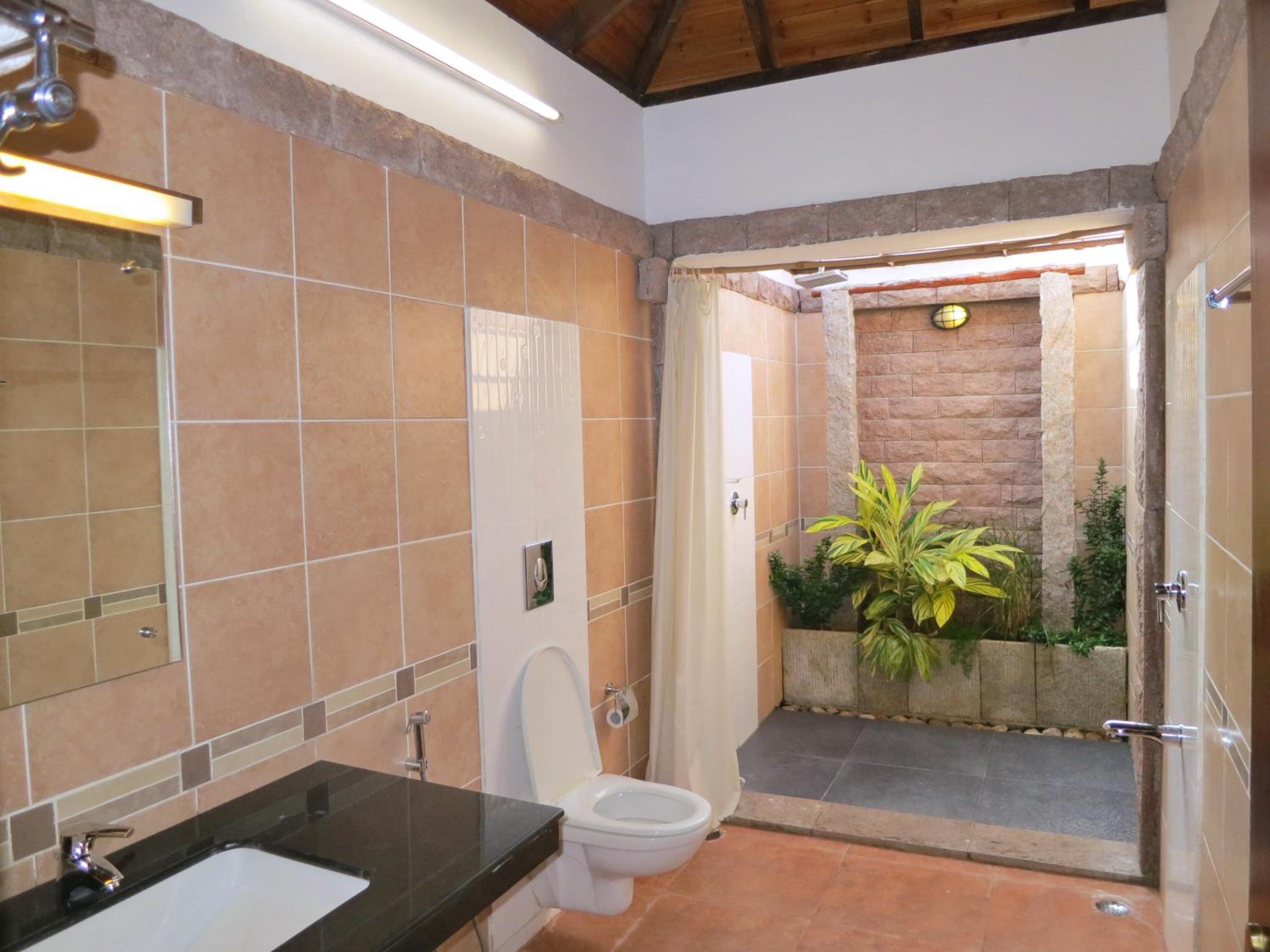 Kadambavanam Ethnic Village Resort